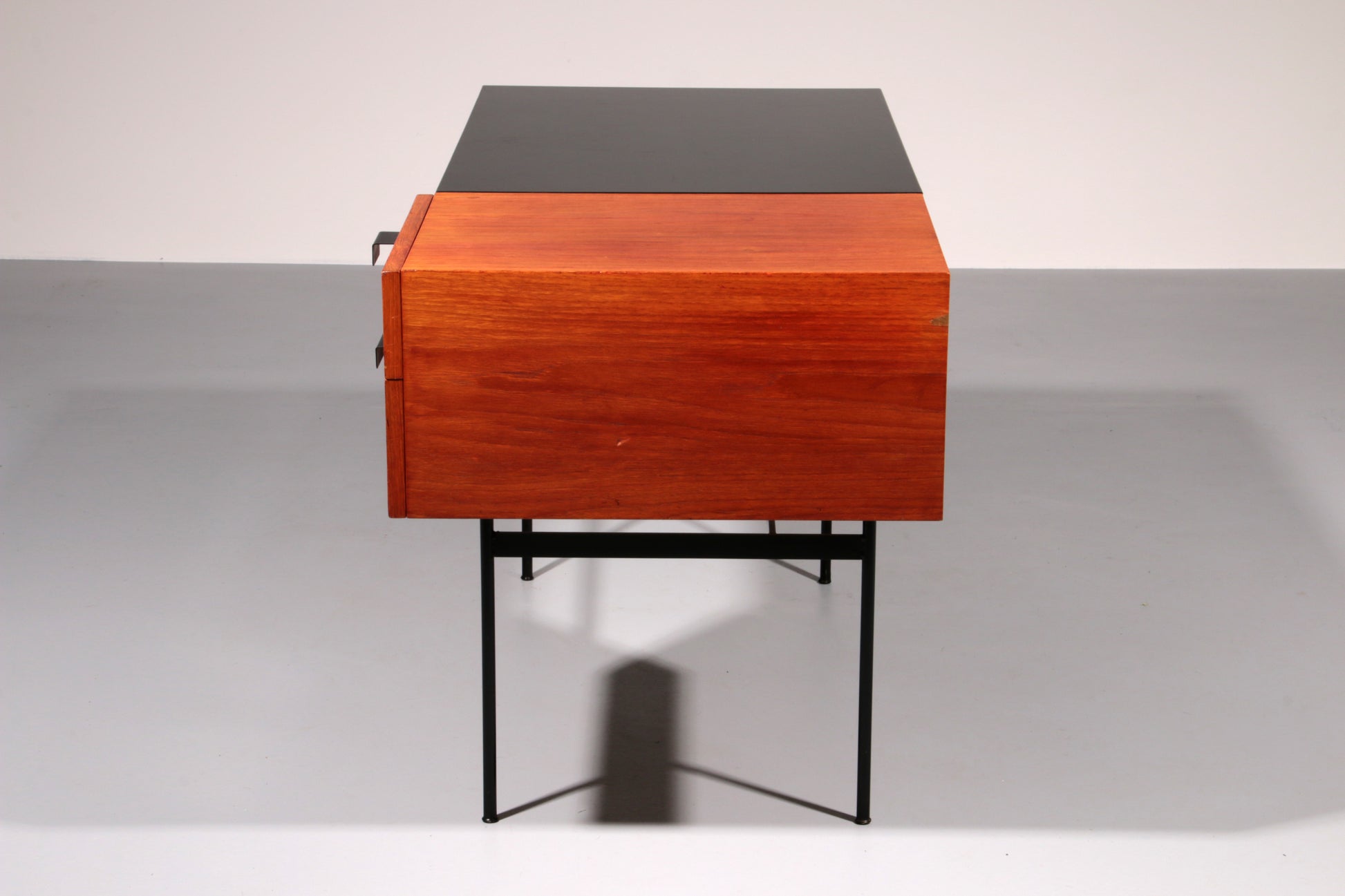 CM141 Desk by Pierre Paulin for Thonet, France, 1953s