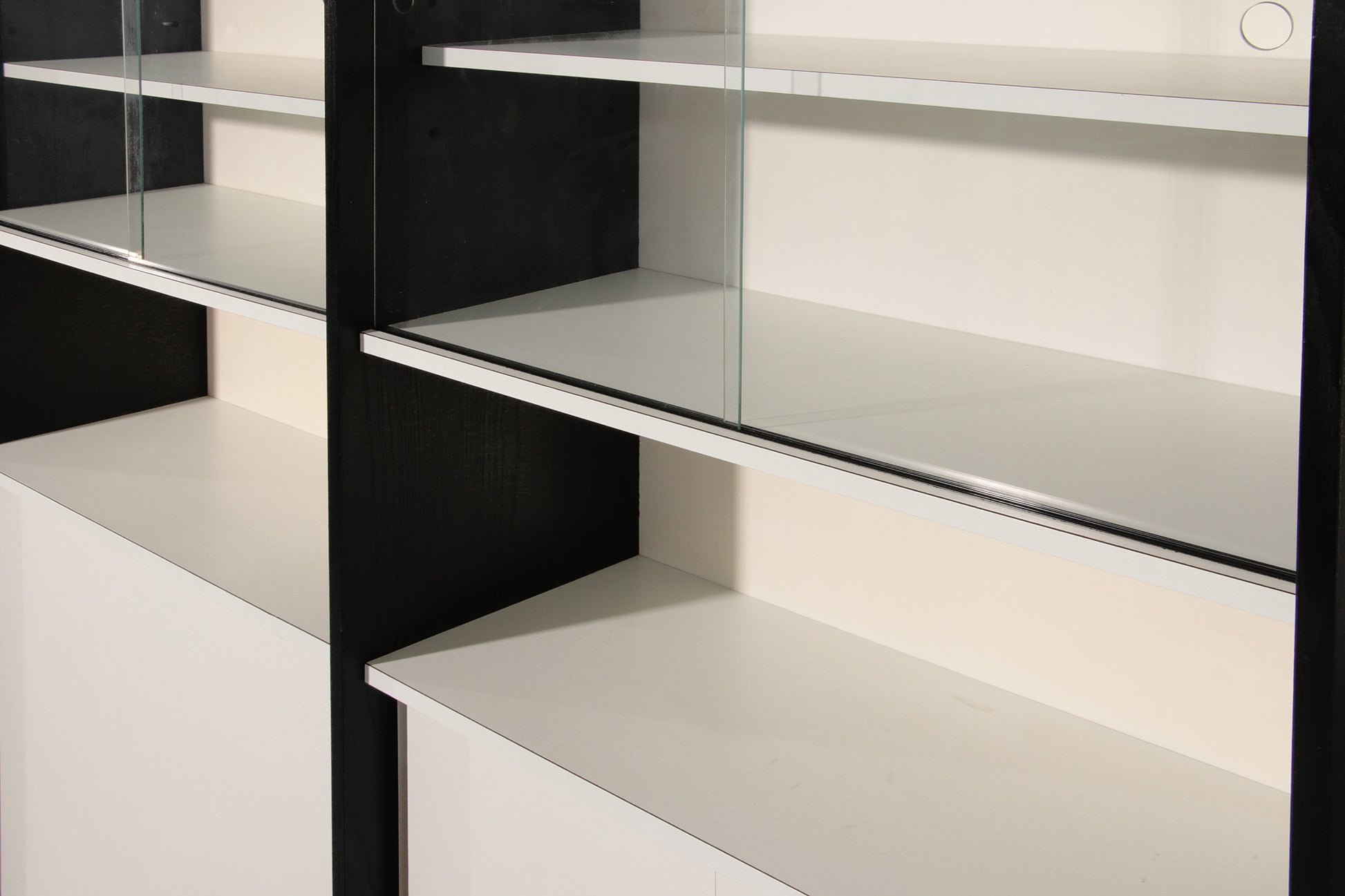 Martin Visser bookcase ‘t Spectrum Holland 1965
