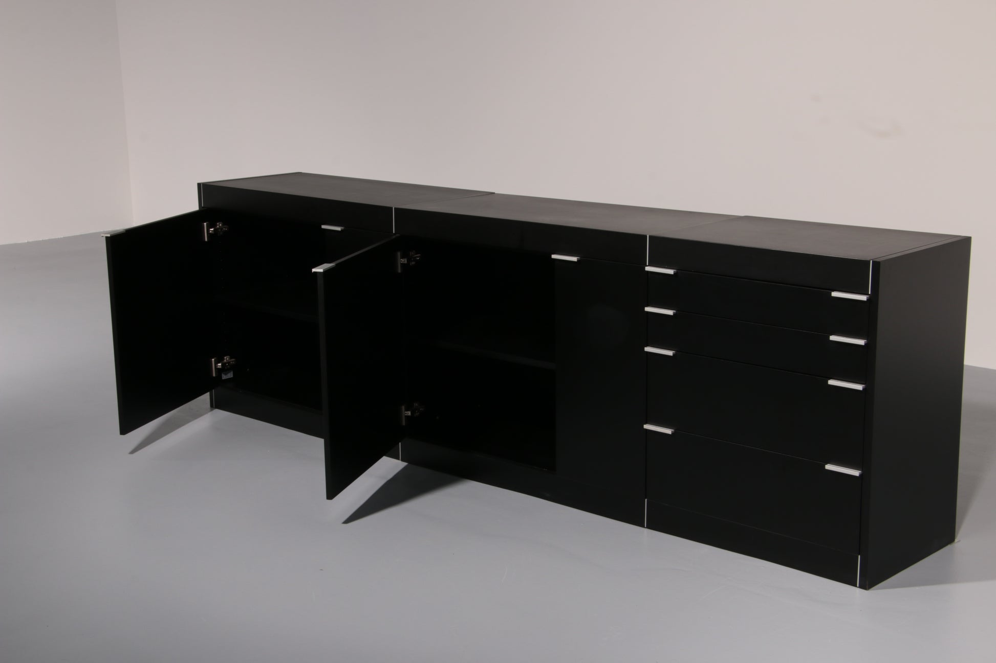 Pastoe L serie sideboard design by Pastoe design Team 1979