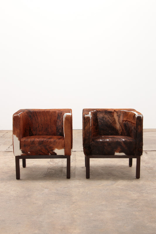 Vintage set van twee koeienhuid fauteuils,1970.