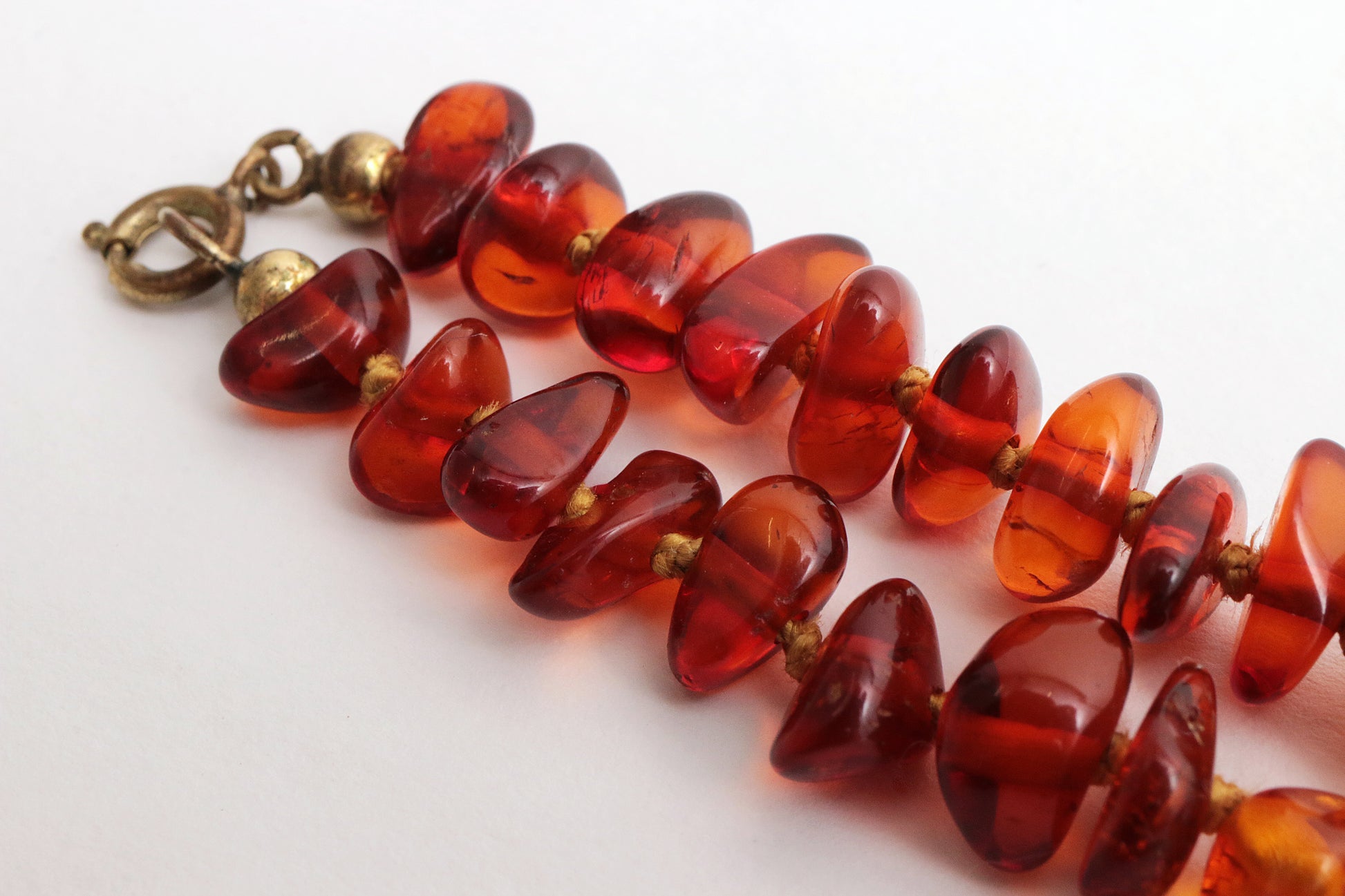 Vintage Set van drie barnsteen kettingen,1960