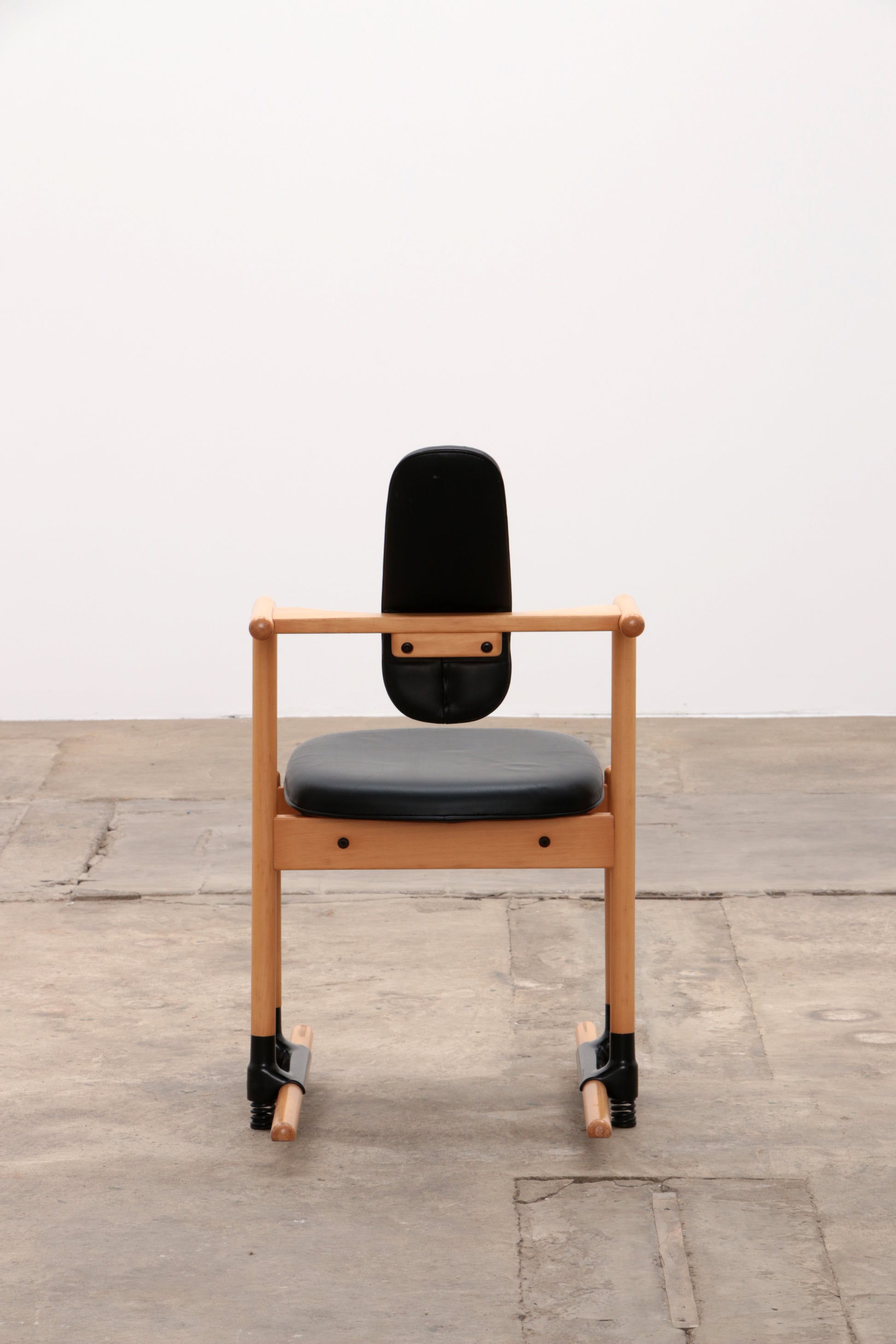 Stokke Eetkamerset grote tafel met 8 stoelen ontwerp Peter Opsvik,1990