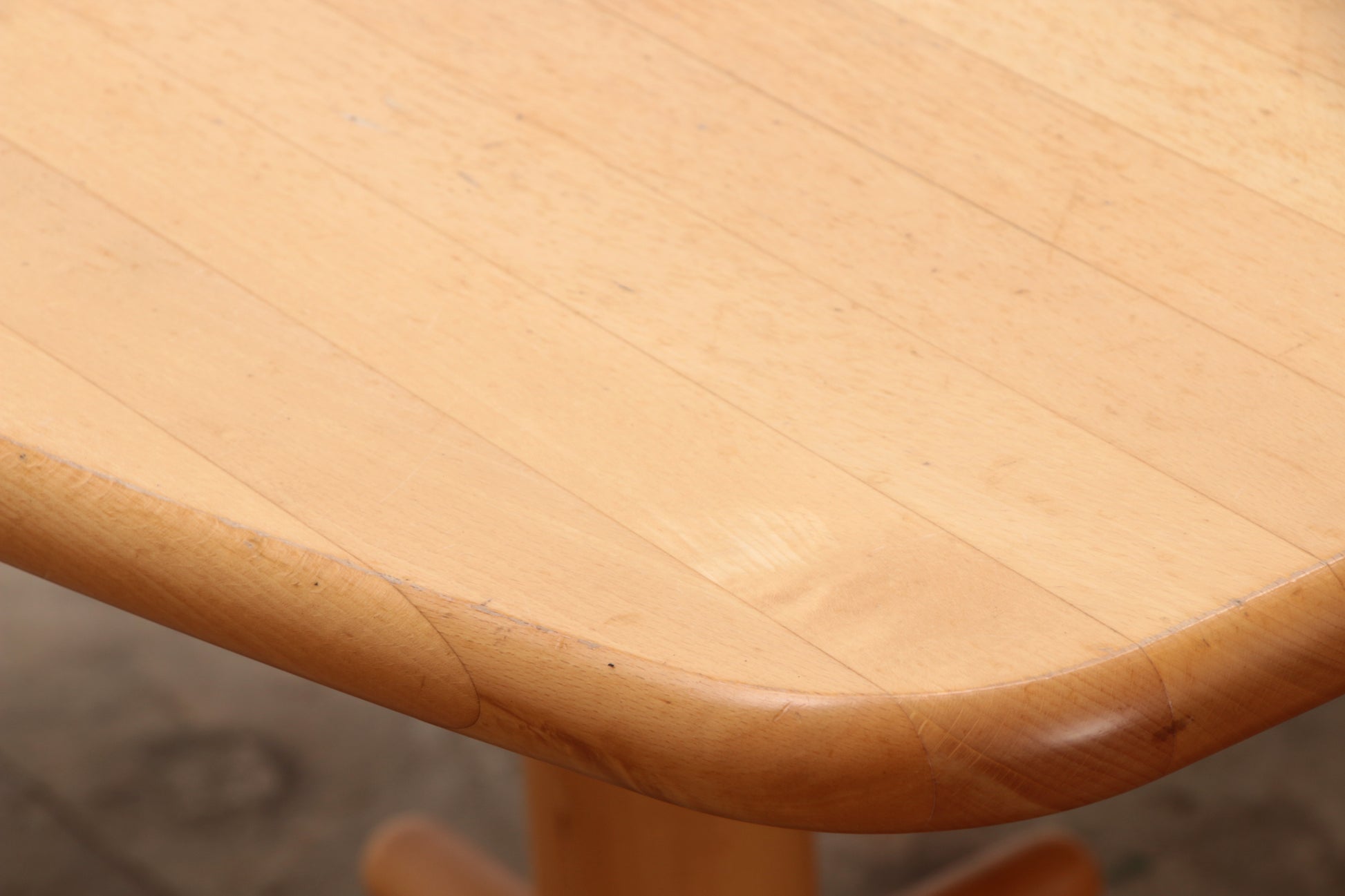 Stokke Eetkamerset grote tafel met 8 stoelen ontwerp Peter Opsvik,1990