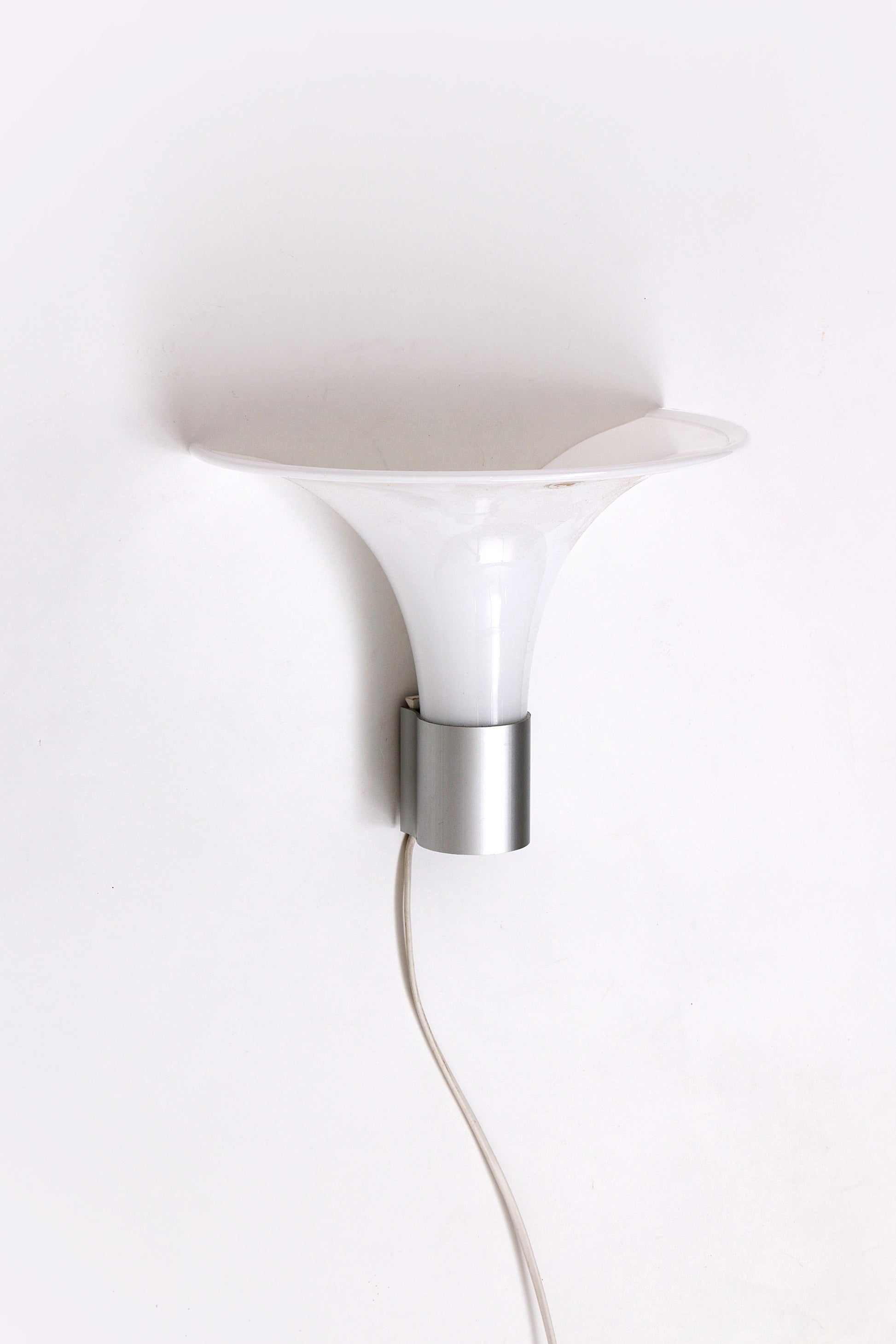 Vintage ''Mandarin'' Holmegaard wandlamp Michael Bang, 1980s.