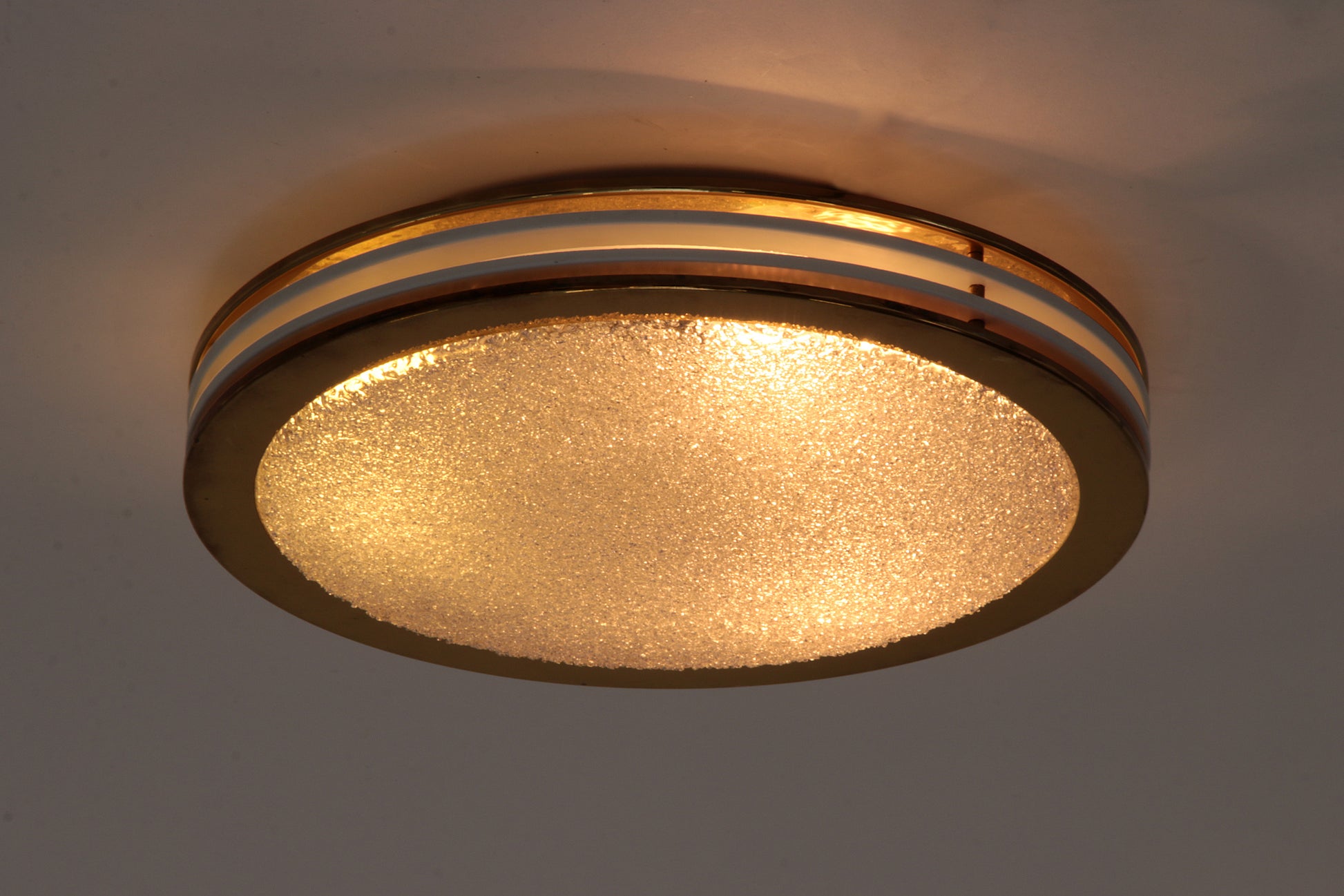Vintage Plafonniere Doria leuchten met ijsglas en metaal,duitsland 1960s.