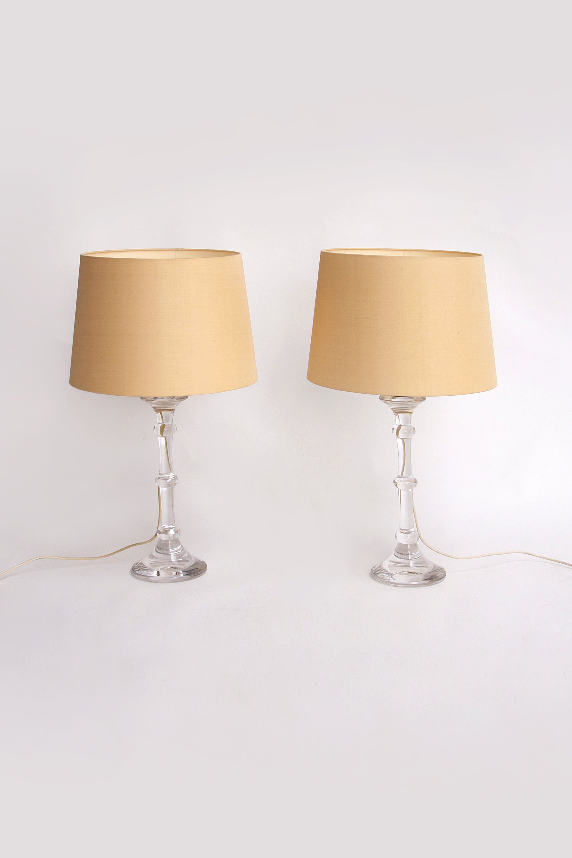 Mondgeblazen Designlampenset met Crème Lampenkappen van Ingo Maurer