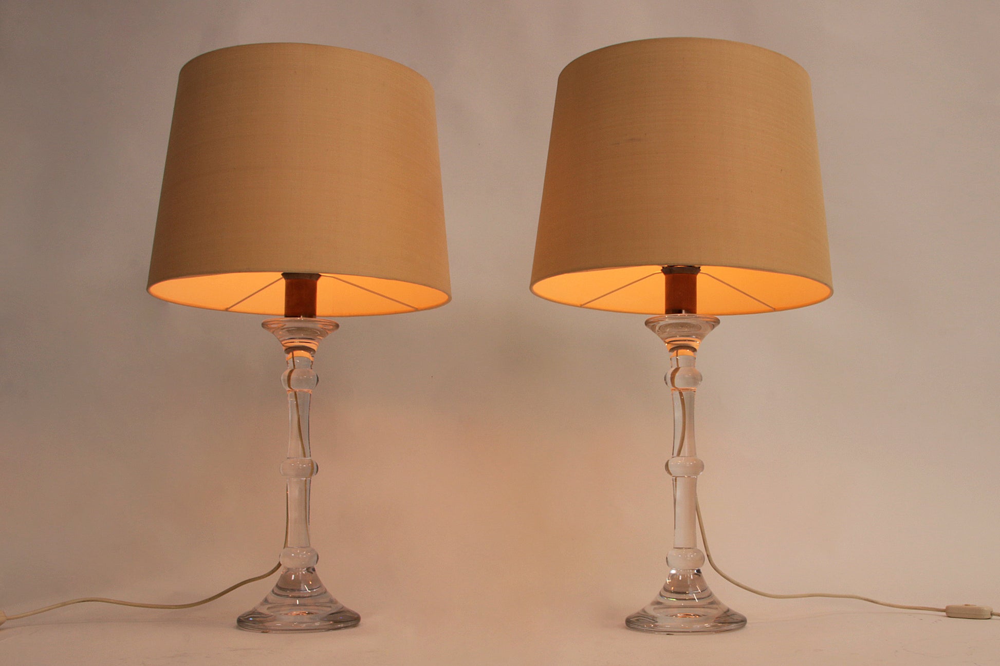 Mondgeblazen Designlampenset met Crème Lampenkappen van Ingo Maurer
