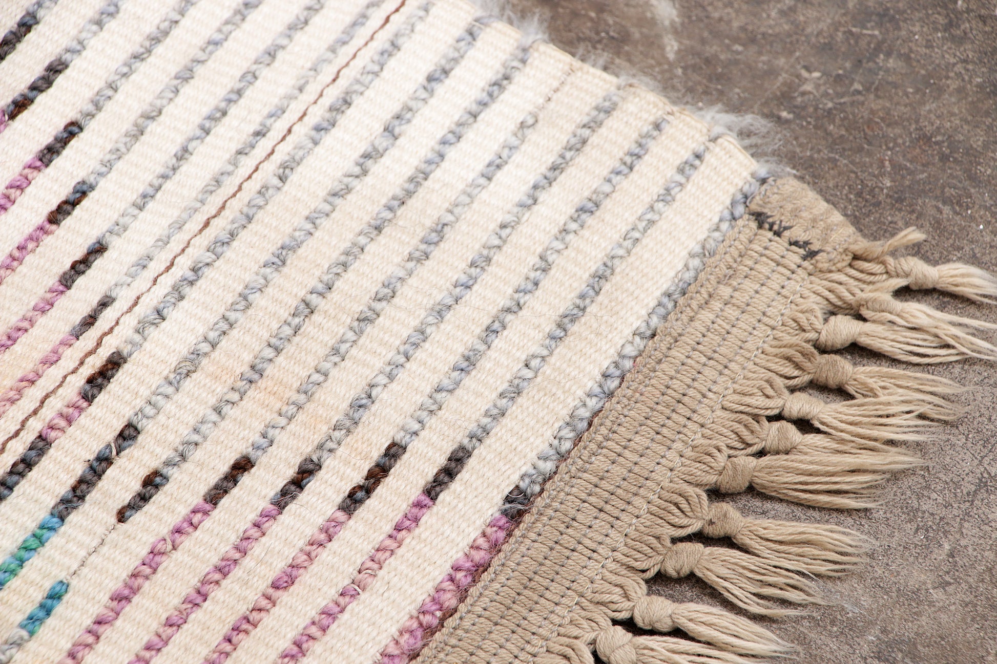 Handgeknoopt Zweeds Wollen Vloerkleed - Vintage Ryamatta Design