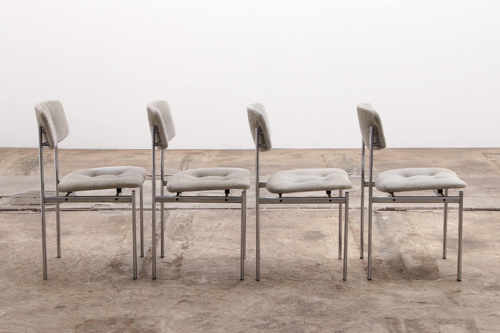 Rechthoekige Eettafel "Andrè" met Stoelen - Designklassieker uit de Jaren 60