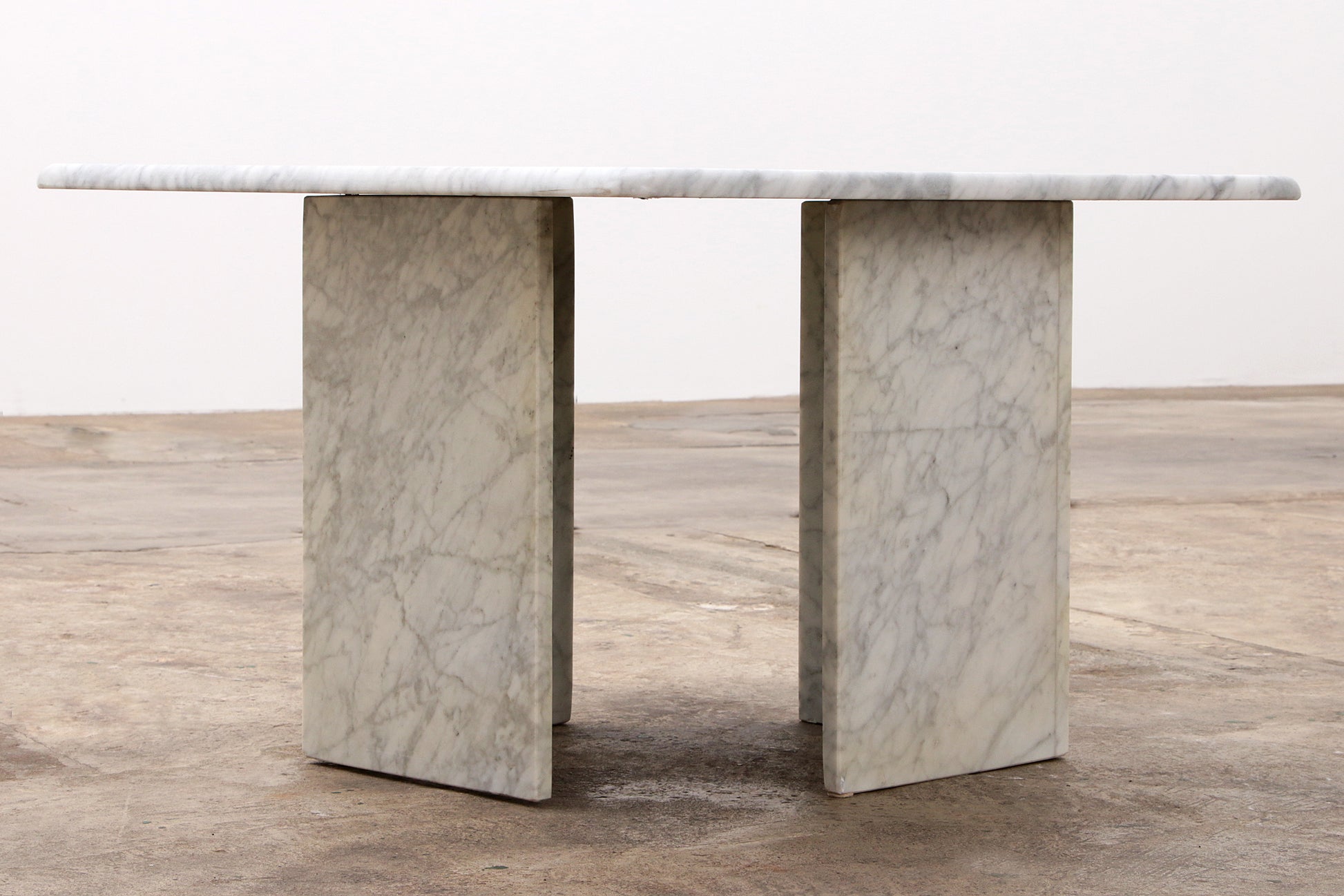 Italiaanse Marmeren salontafel tijdloos design uit de jaren 70