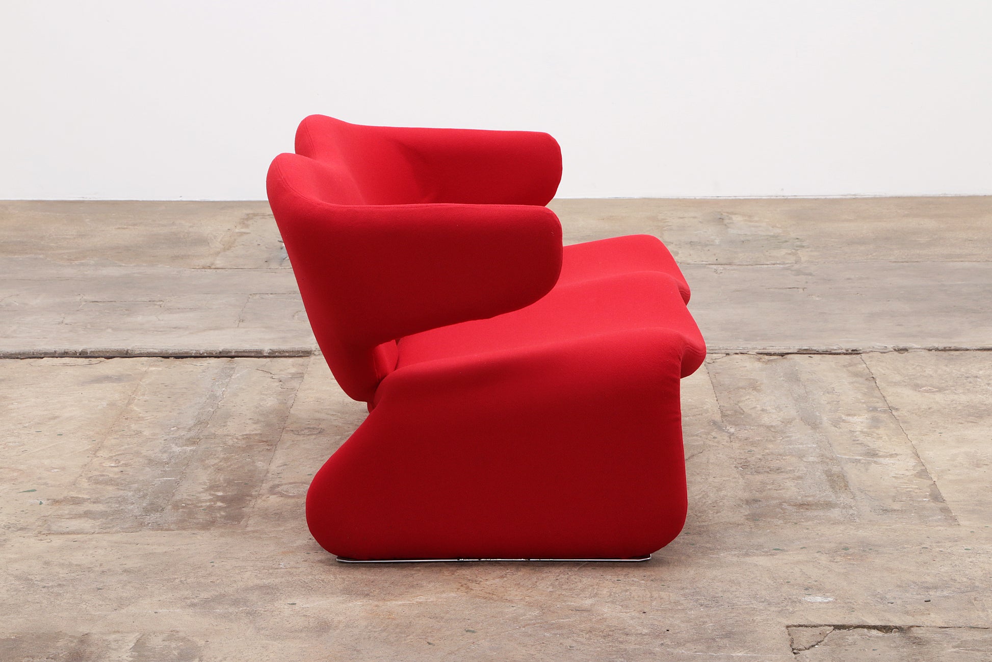 Vintage Tweezits Djinn Sofa van Oliver Mourgue - Een Icoon uit de Jaren '60