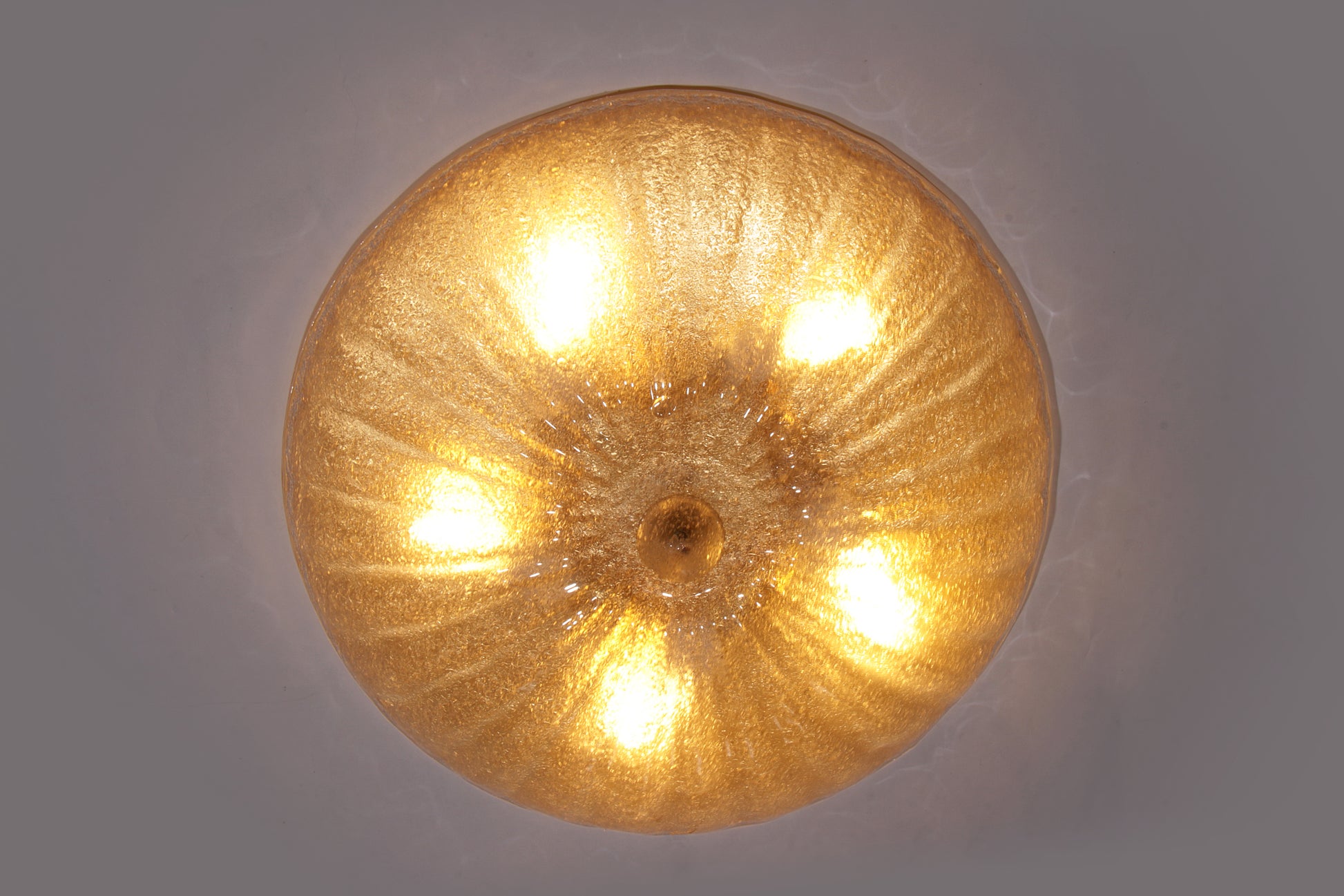 Italiaanse plafonnière van Muranoglas met gouden details