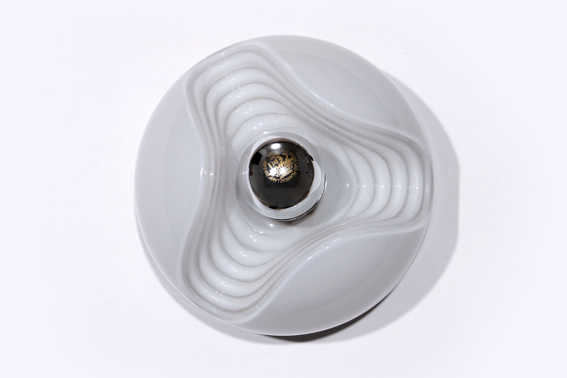 Vintage Wave Plafonniere van Peill & Putzler wit melkglas,1970