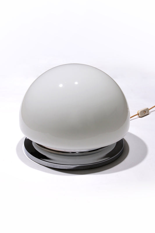 Grote Space age Doria tafellamp met witglas en chromen voet,1960