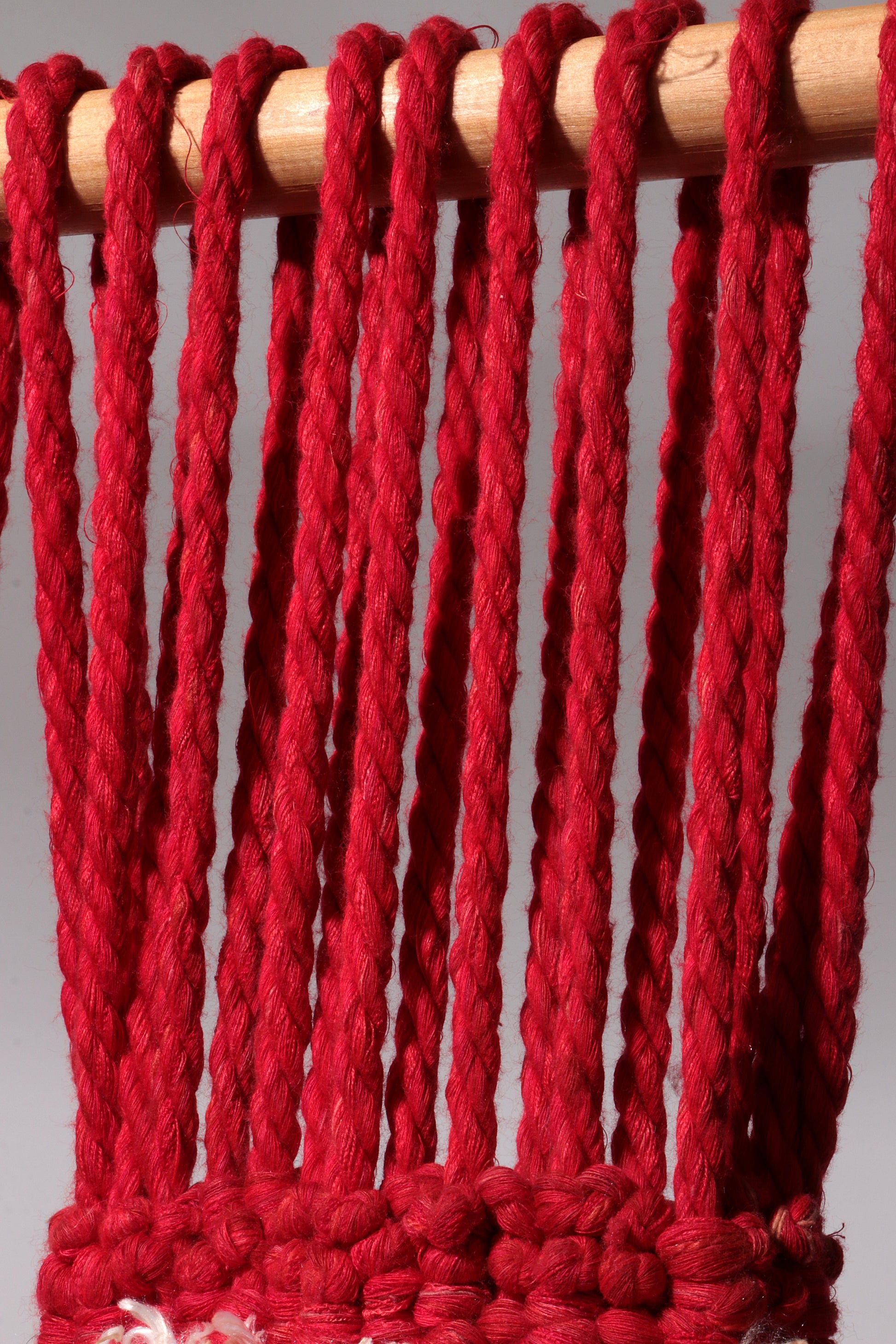 Spaans Getextureerd macramé wandtapijt uit de jaren 70 – Uniek designobject