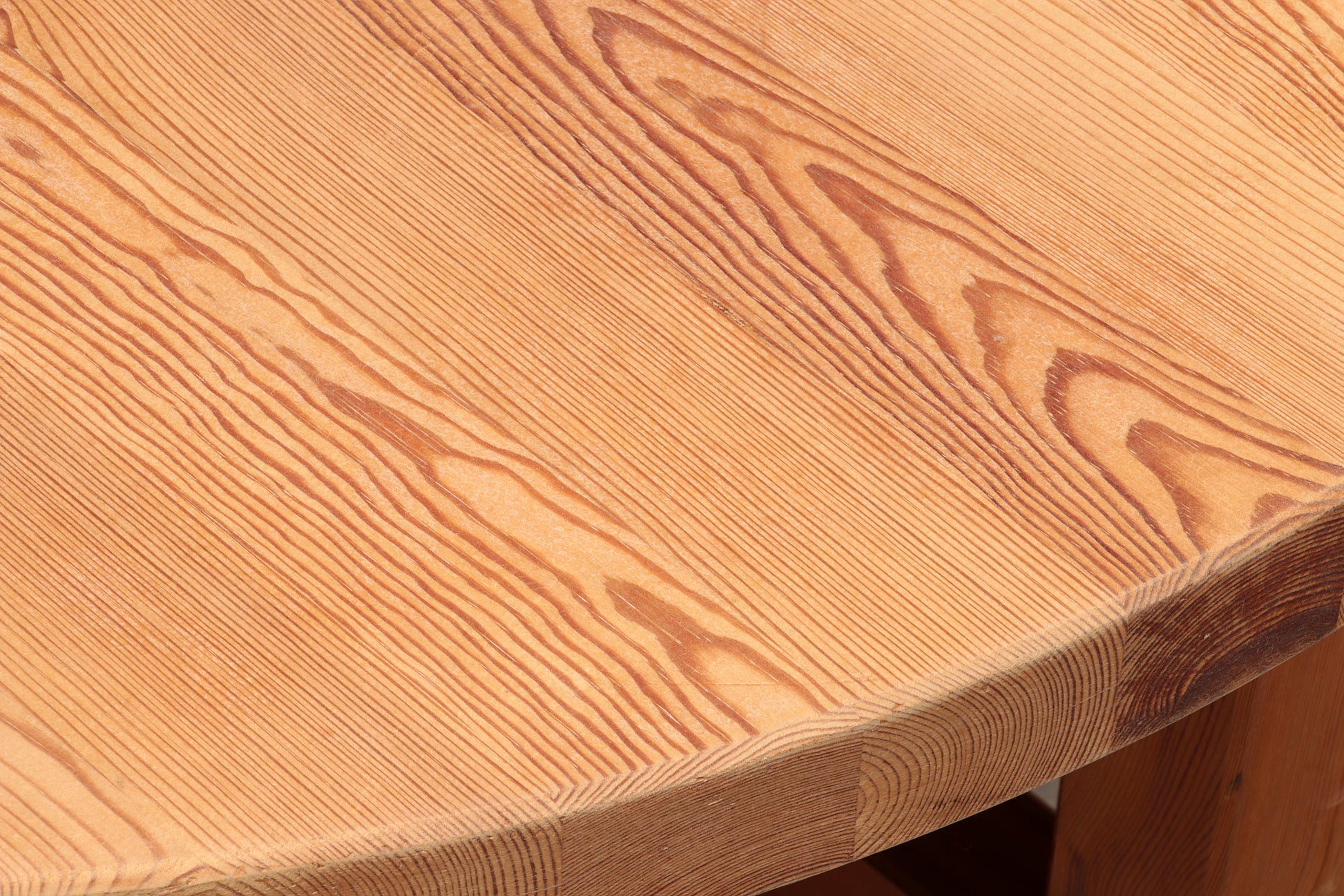 Round Pine Coffee Table Scandinavia 1970