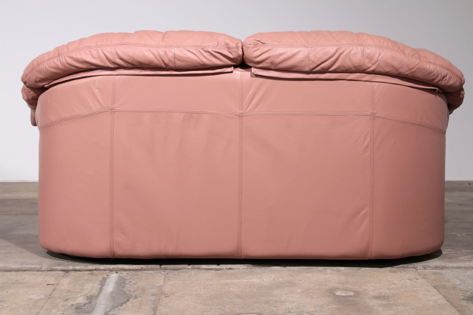 Vintage Italian Lounge Set – 4-Piece Rose Pink Leather (1970s)