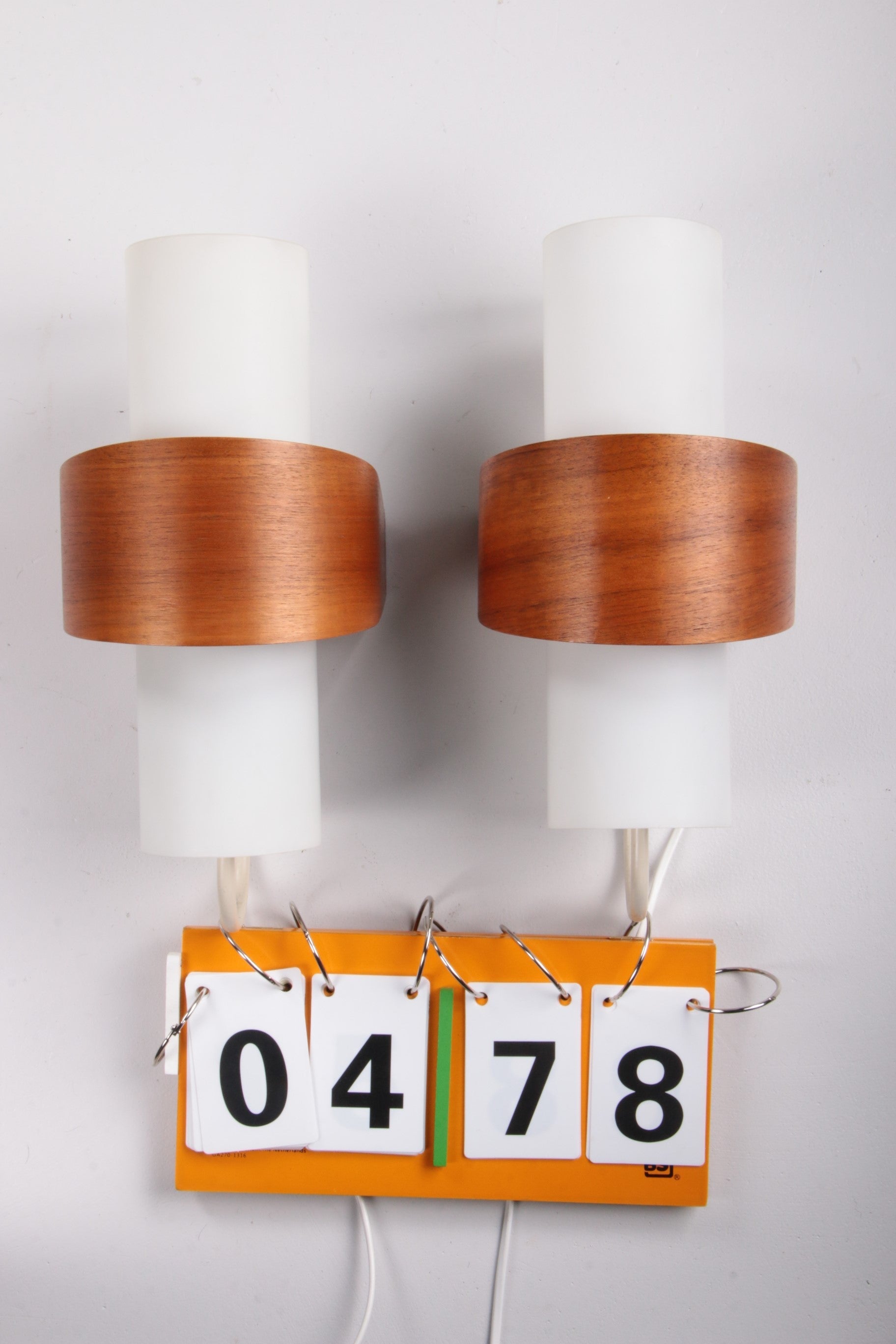 Set Philips Wandlampjes Ontwerp van Louis Kalff model NX40,Nederland.