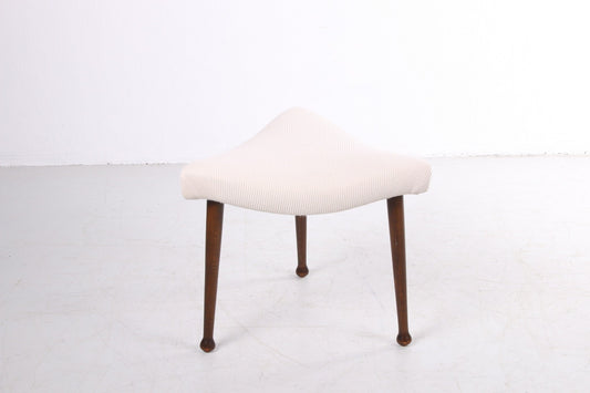 Scandinavische hocker opnieuw gestoffeerd ontwerp jaren60 voorkant