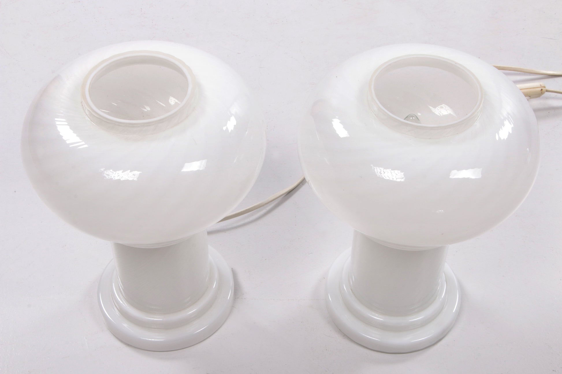 Vintage Set van 2 Opaline glazen lampjes,1960 Duitsland.