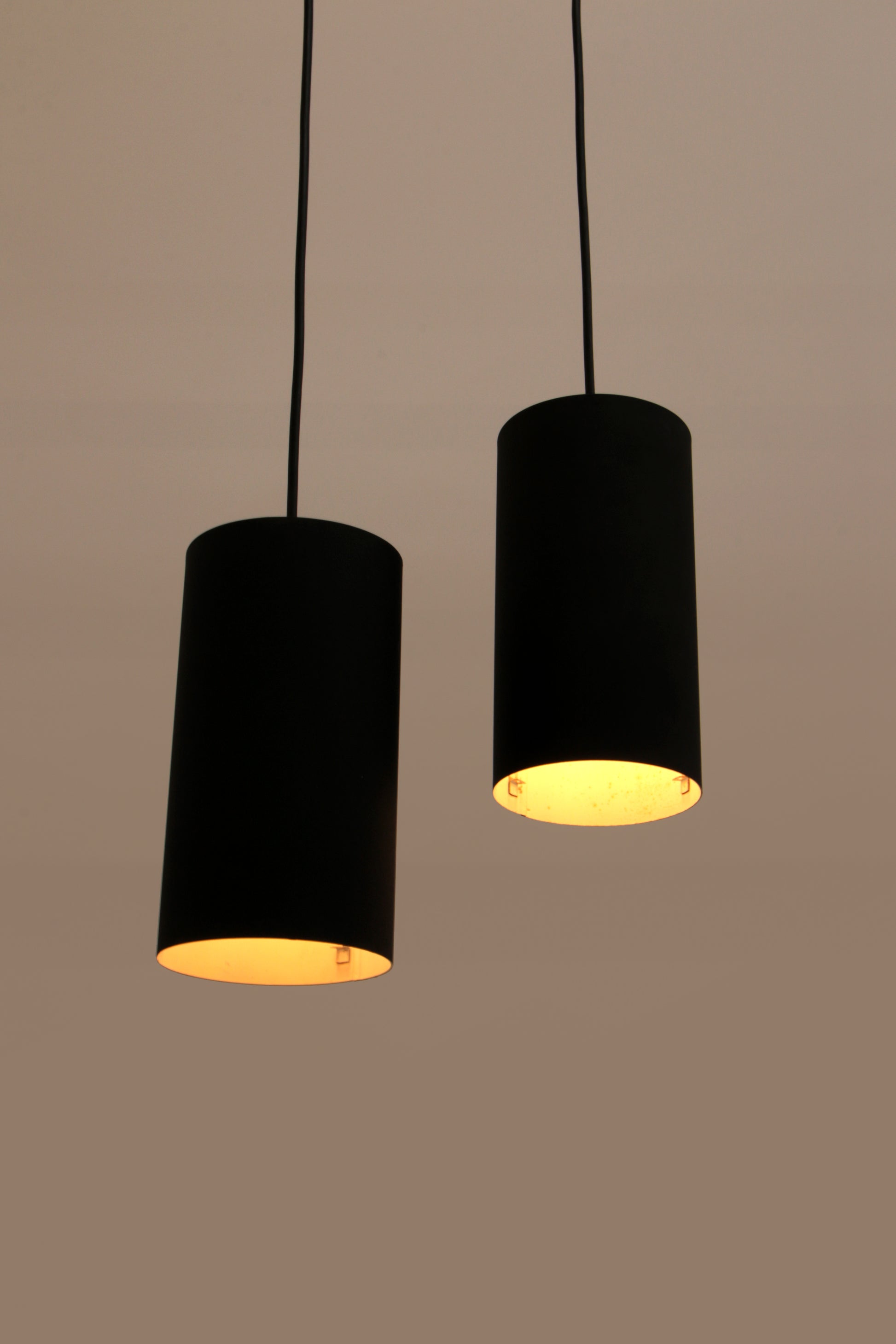 Philips Set van 2 hanglampen Model Nt 48 ontwerp van Argenta,1960