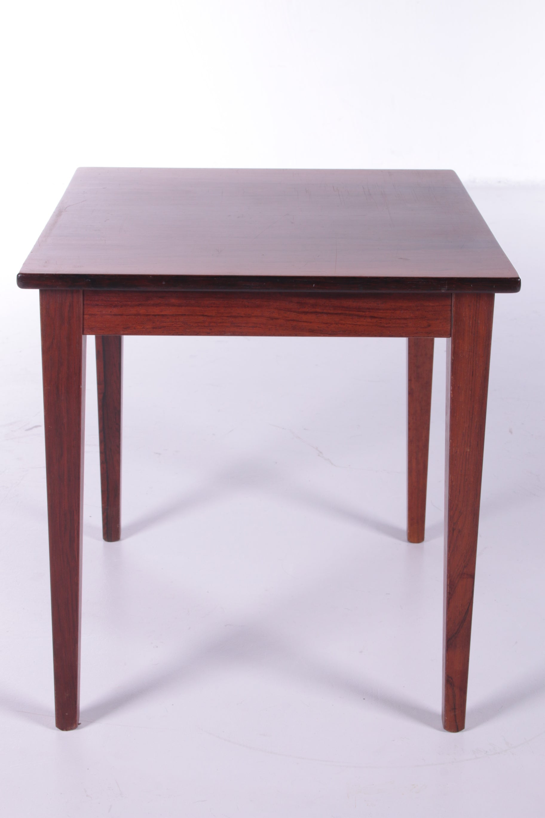 Pallisander bijzettafeltje of bijzettafel uit Denemarken