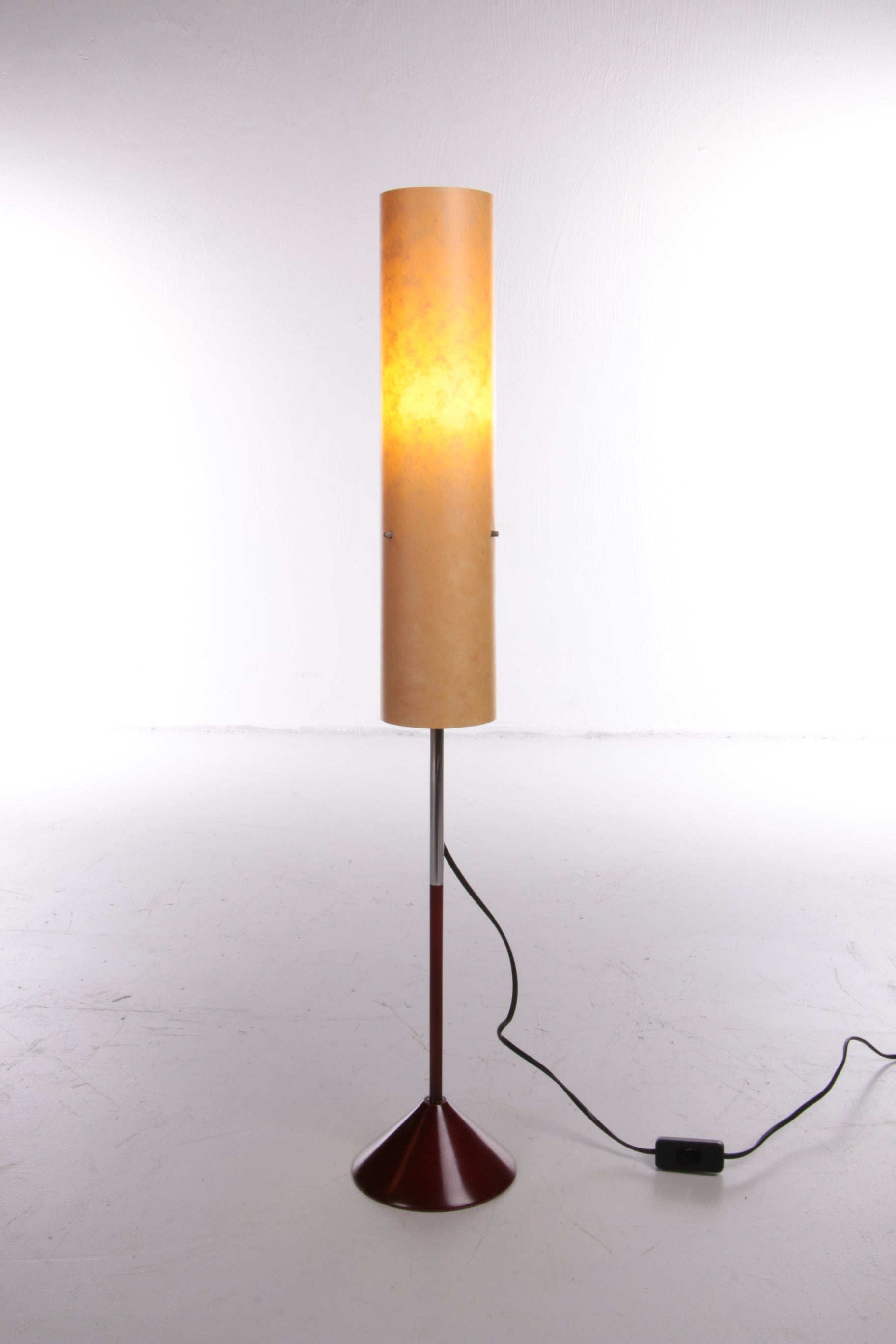 Frans Vintage Koker tafellampje met metalen voetje,1960s