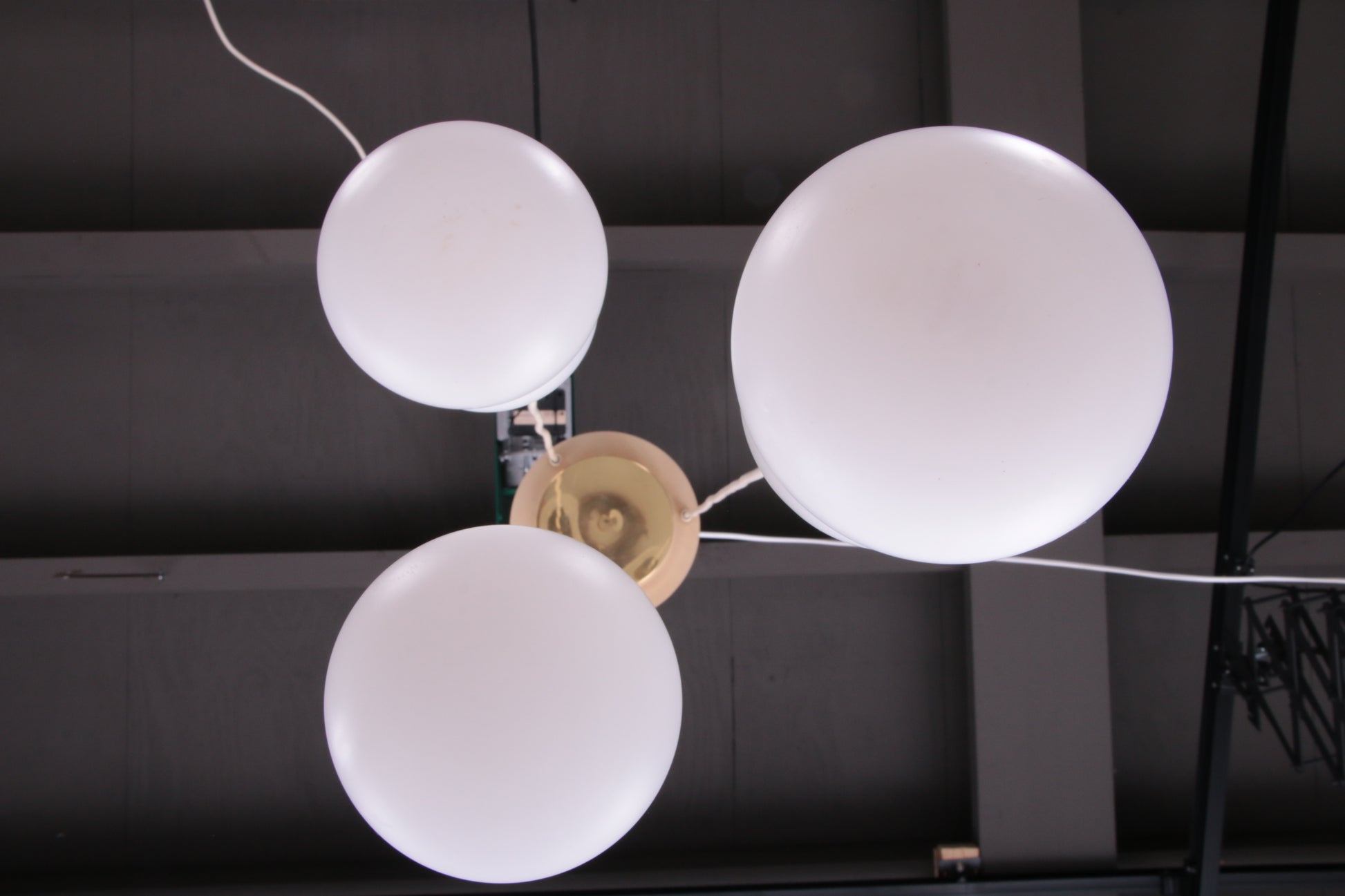 Vintage Plafondlamp met drie Opaalglazen bollen,1960 Duitsland