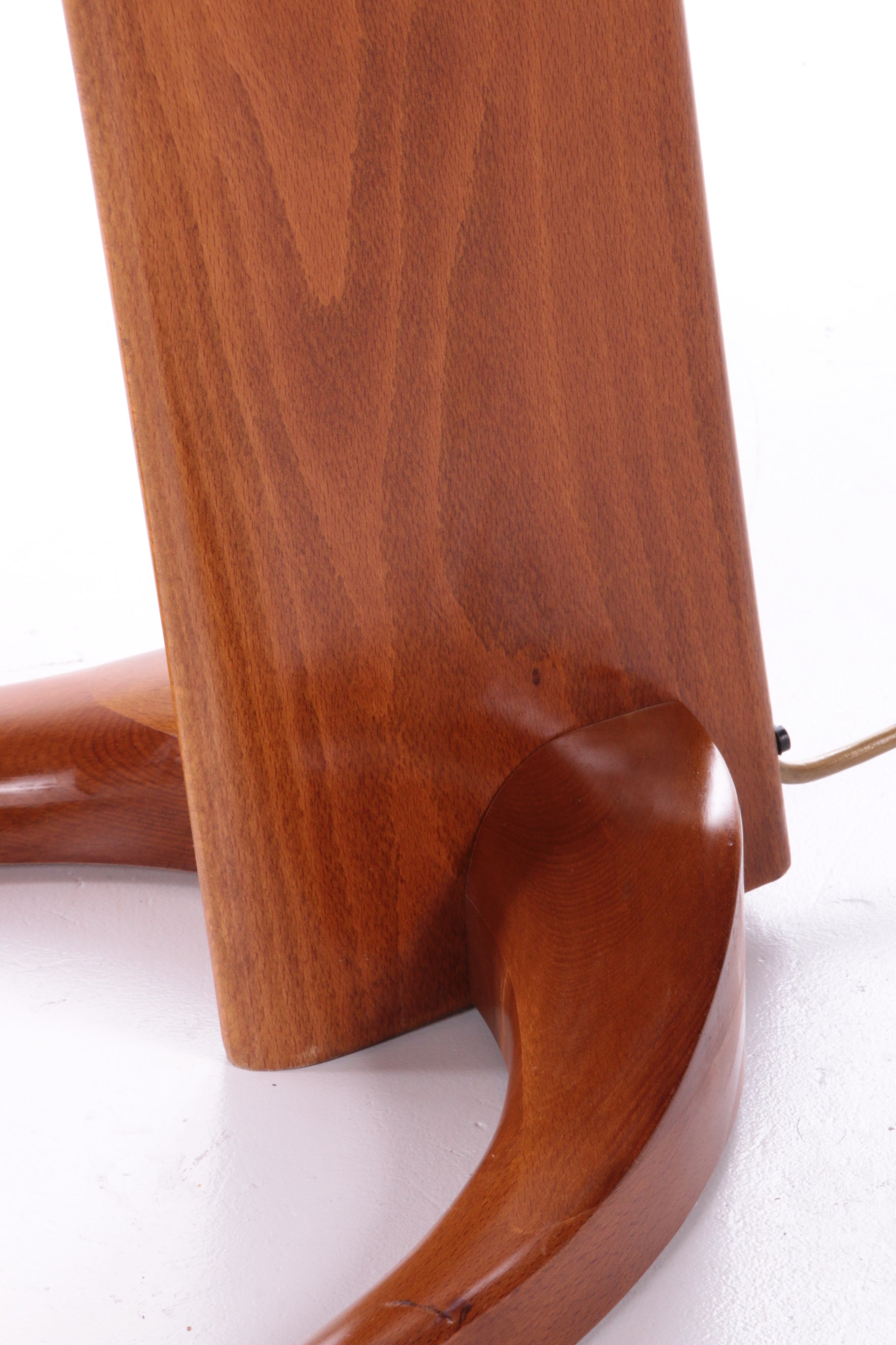 Vintage houten boog vloerlamp Gemaakt in de jaren60 Frankrijk