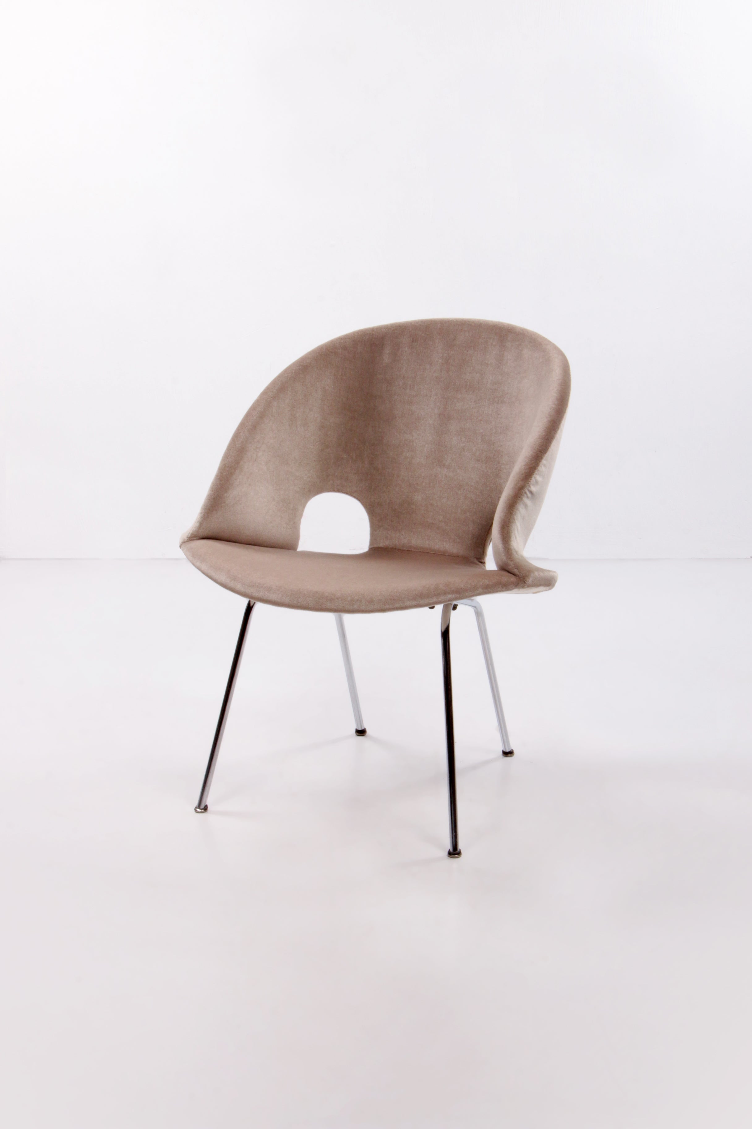 Walter Knoll Lounge Chair by Arno Votteler Model 350 1950s TimelessArt