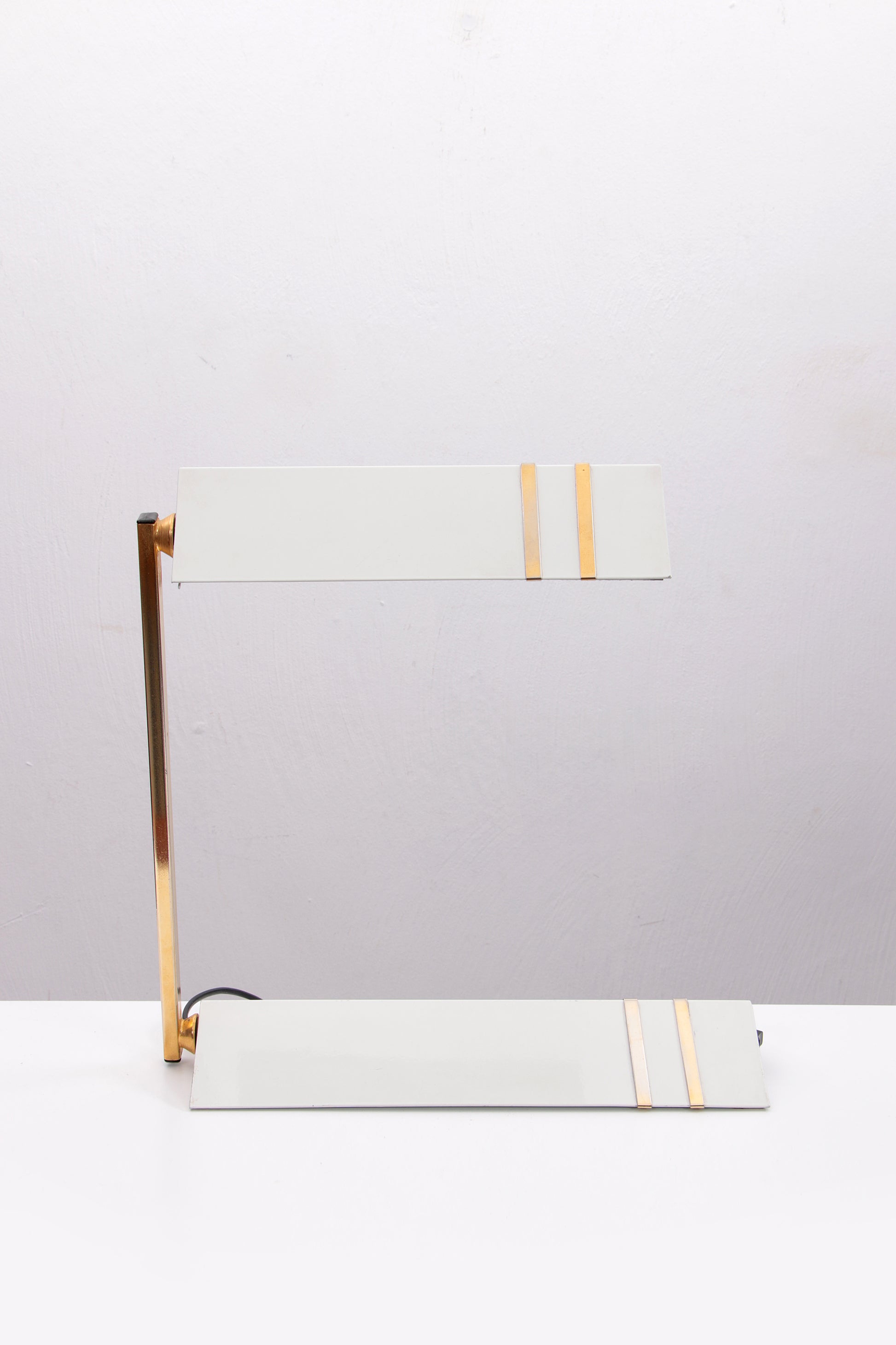 Italiaanse bureaulamp mooi strak design,1960
