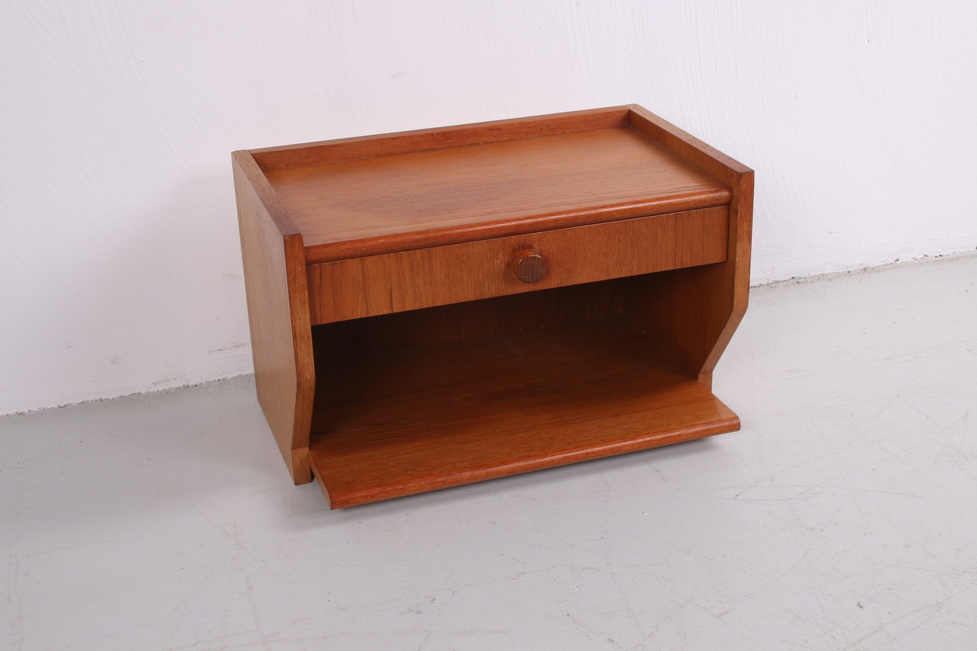 Teak houten Gang set spiegel met zwevend ladenkastje jaren60 voorkant kastje