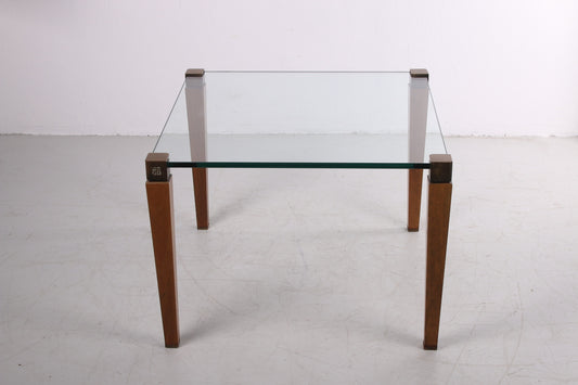 Peter Ghyzcy Salontafel met houten poten Model T 56/2 voorkant