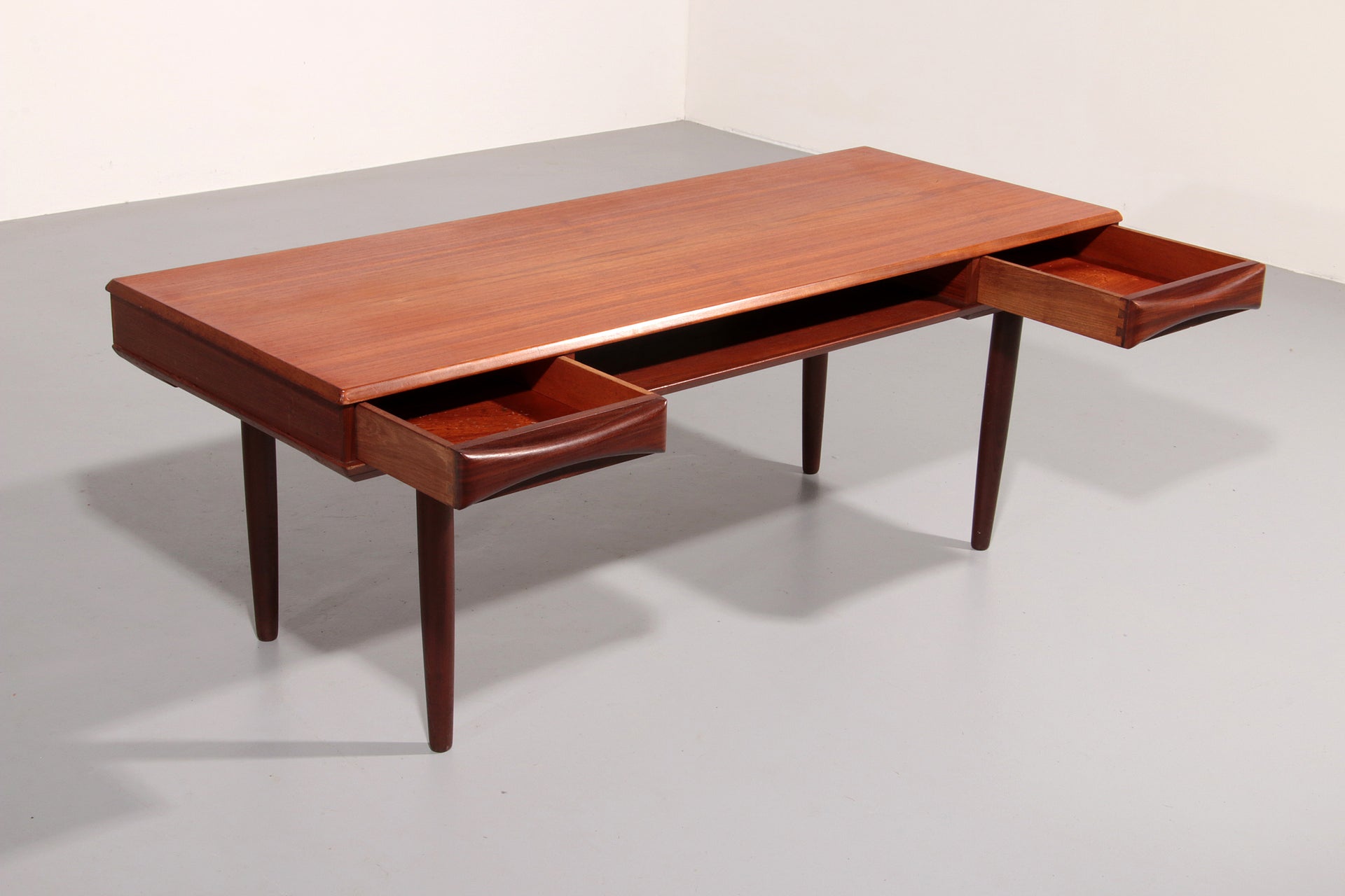 Danish Modernist Teak Coffee Table by Dyrlund, 1960s