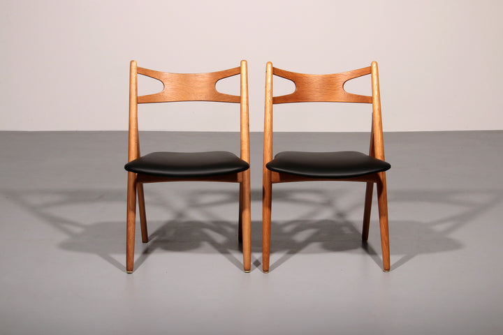 Hans J Wegner Dining Room Set 8 CH29 Sawbuck Chairs & AT 310 Table