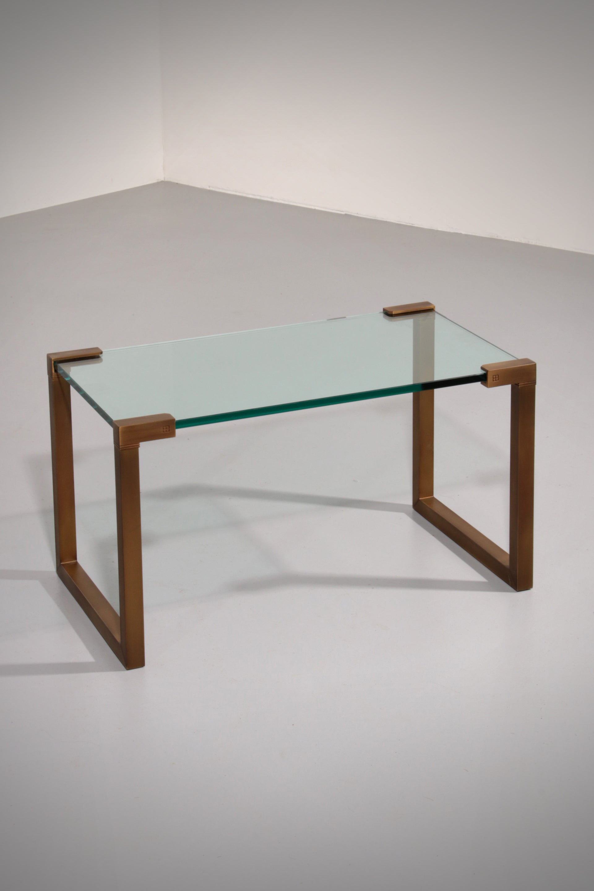 Special Coffee Table Peter Ghyczy Model T53