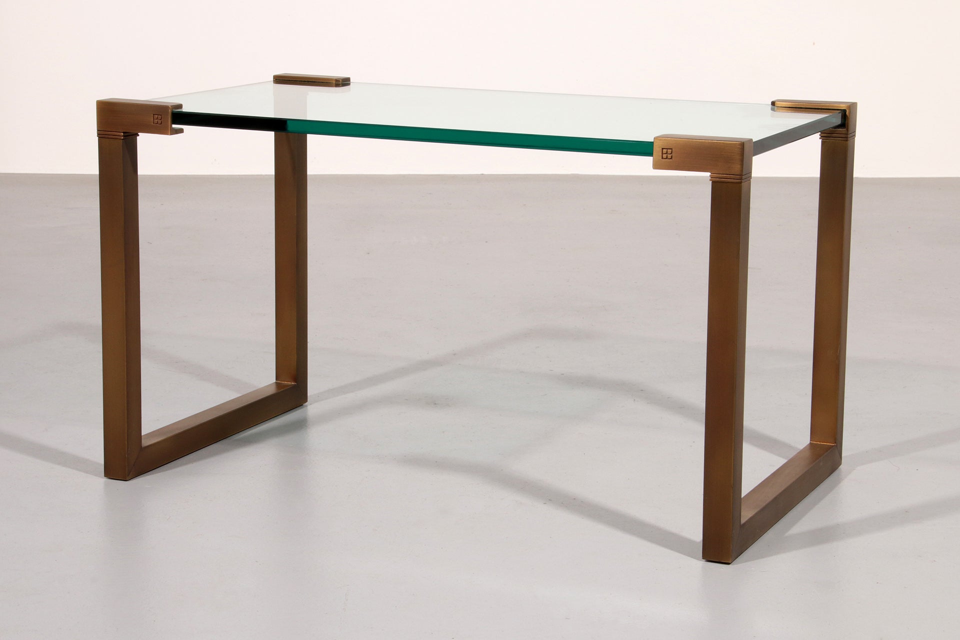 Special Coffee Table Peter Ghyczy Model T53