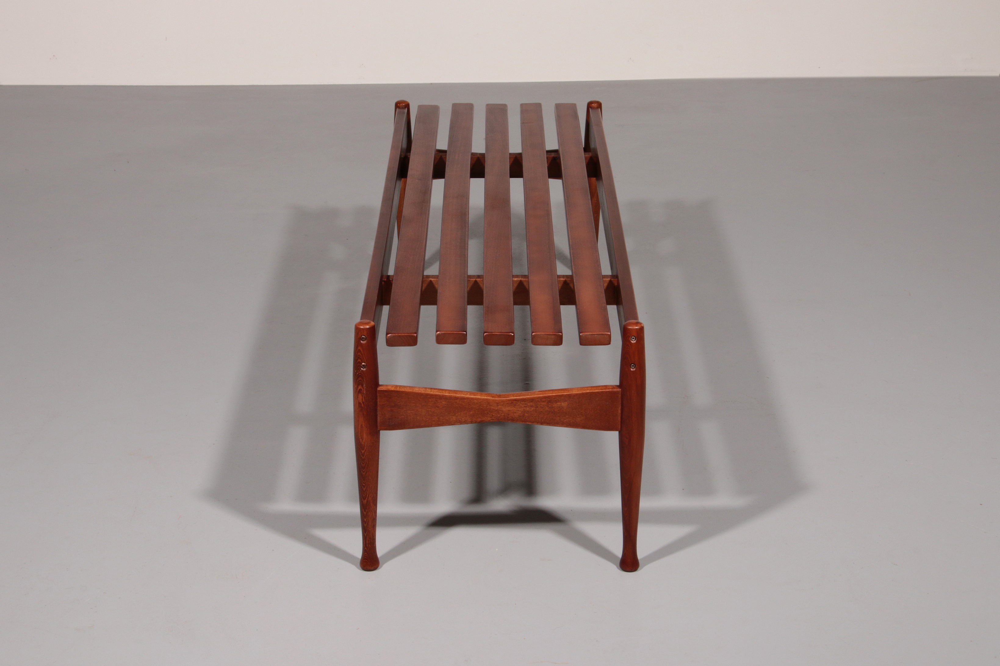 Walnut Bench by Gio Ponti made by Fratelli Reguitti 1950