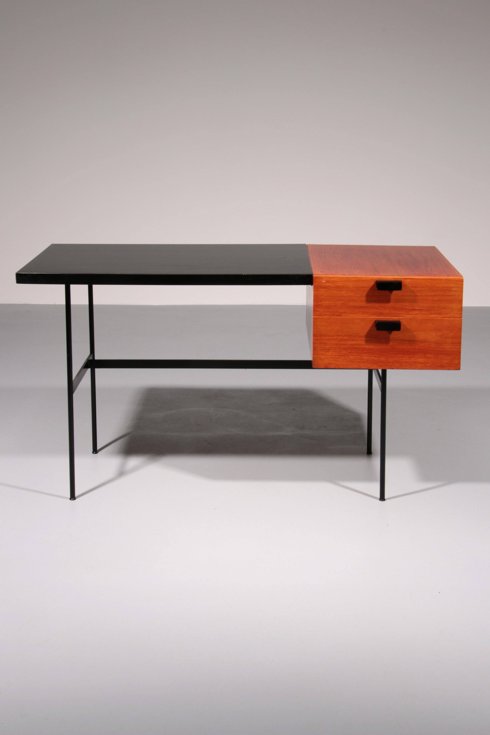 CM141 Desk by Pierre Paulin for Thonet, France, 1953s