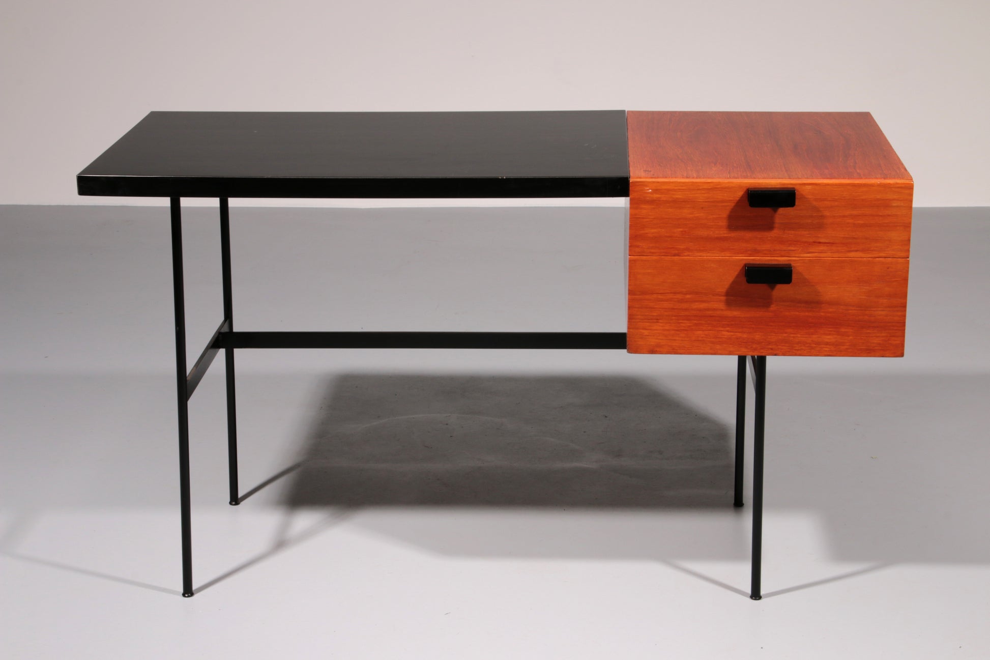 CM141 Desk by Pierre Paulin for Thonet, France, 1953s