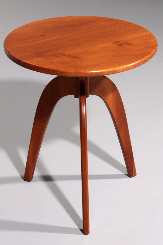 Italian Craftsmanship Round Side Table from the 60s