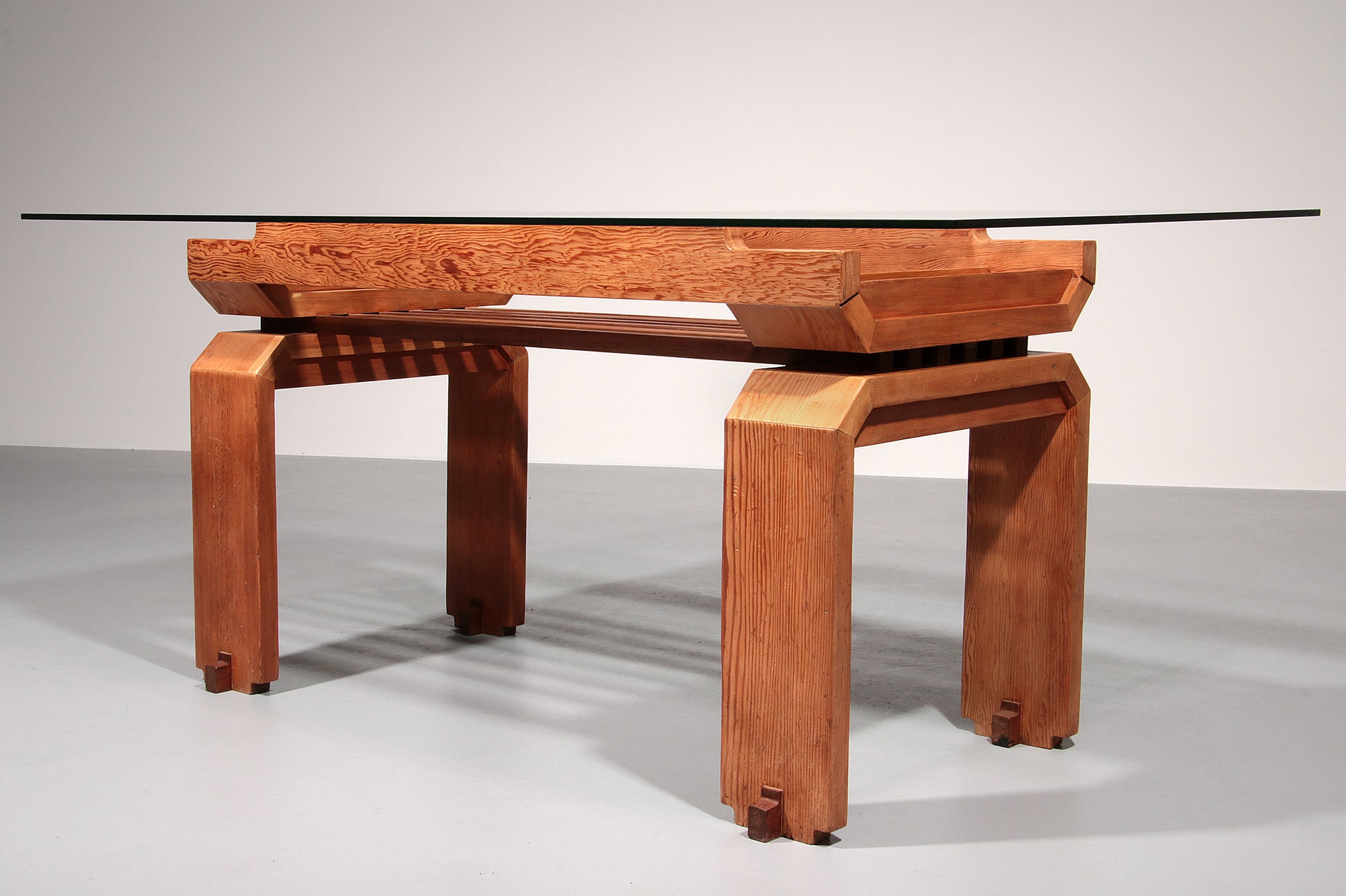 Italian Elegance: The Mid-Century Pine Dining Table 1960