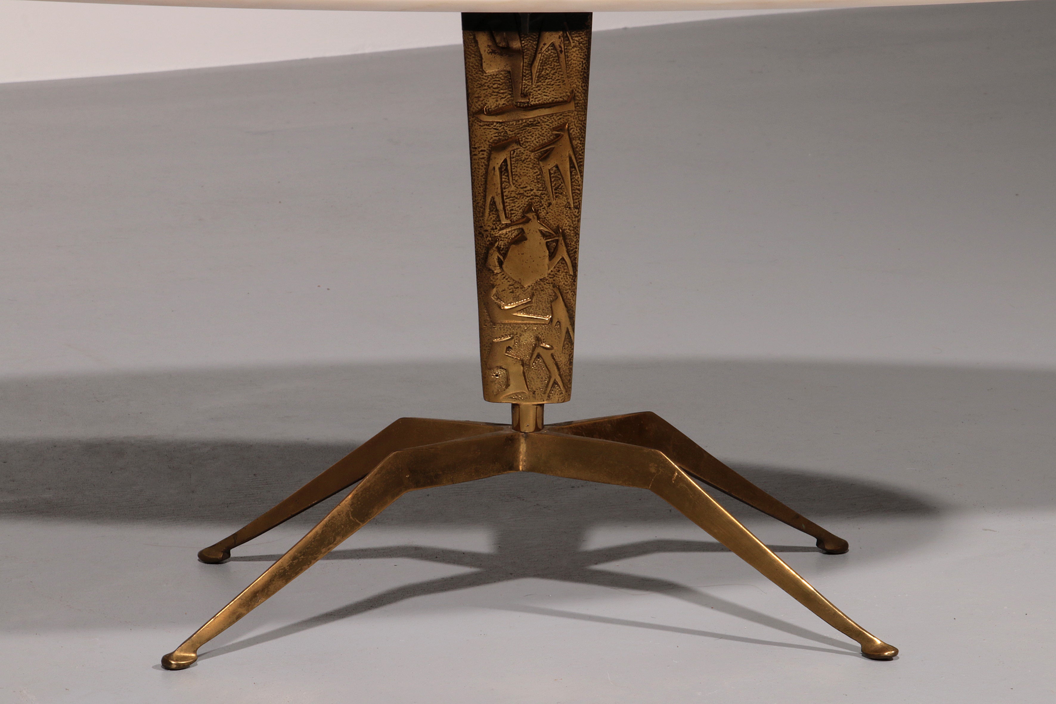 Coffee Table, Dube Duilio Barnabe Design. 1950s
