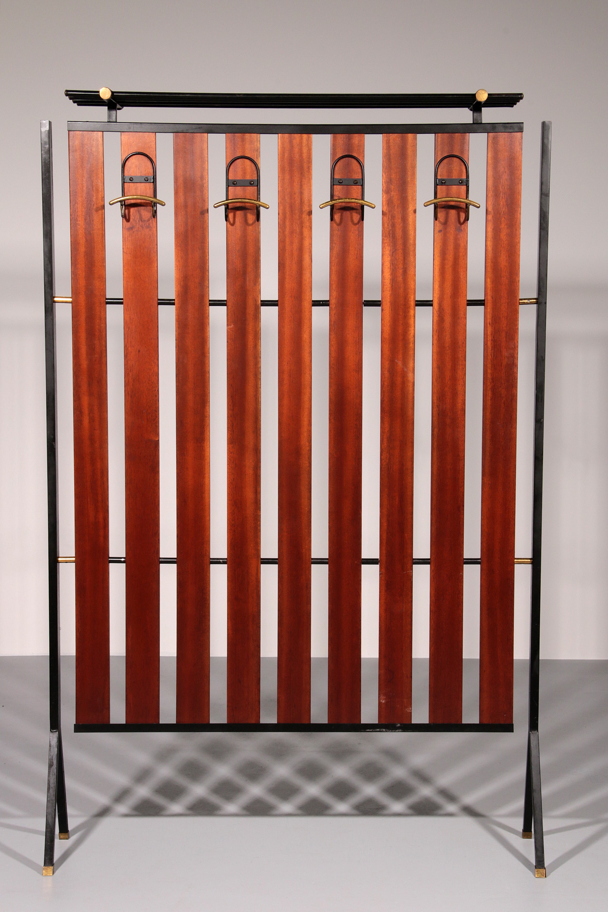 Italian Vintage Elegance – Brass and Teak Wall Clothes Hanger from the 1950s-1960s