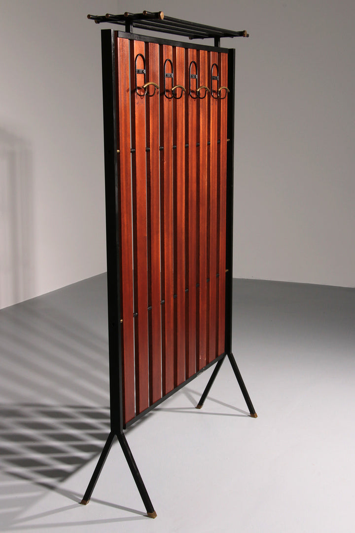 Italian Vintage Elegance – Brass and Teak Wall Clothes Hanger from the 1950s-1960s