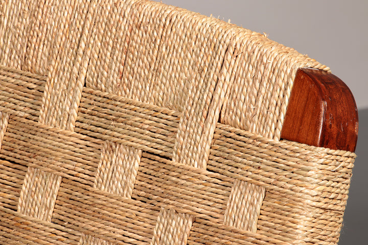 An exceptionally rare and elegant reclining lounge chair from 1950s Italy,