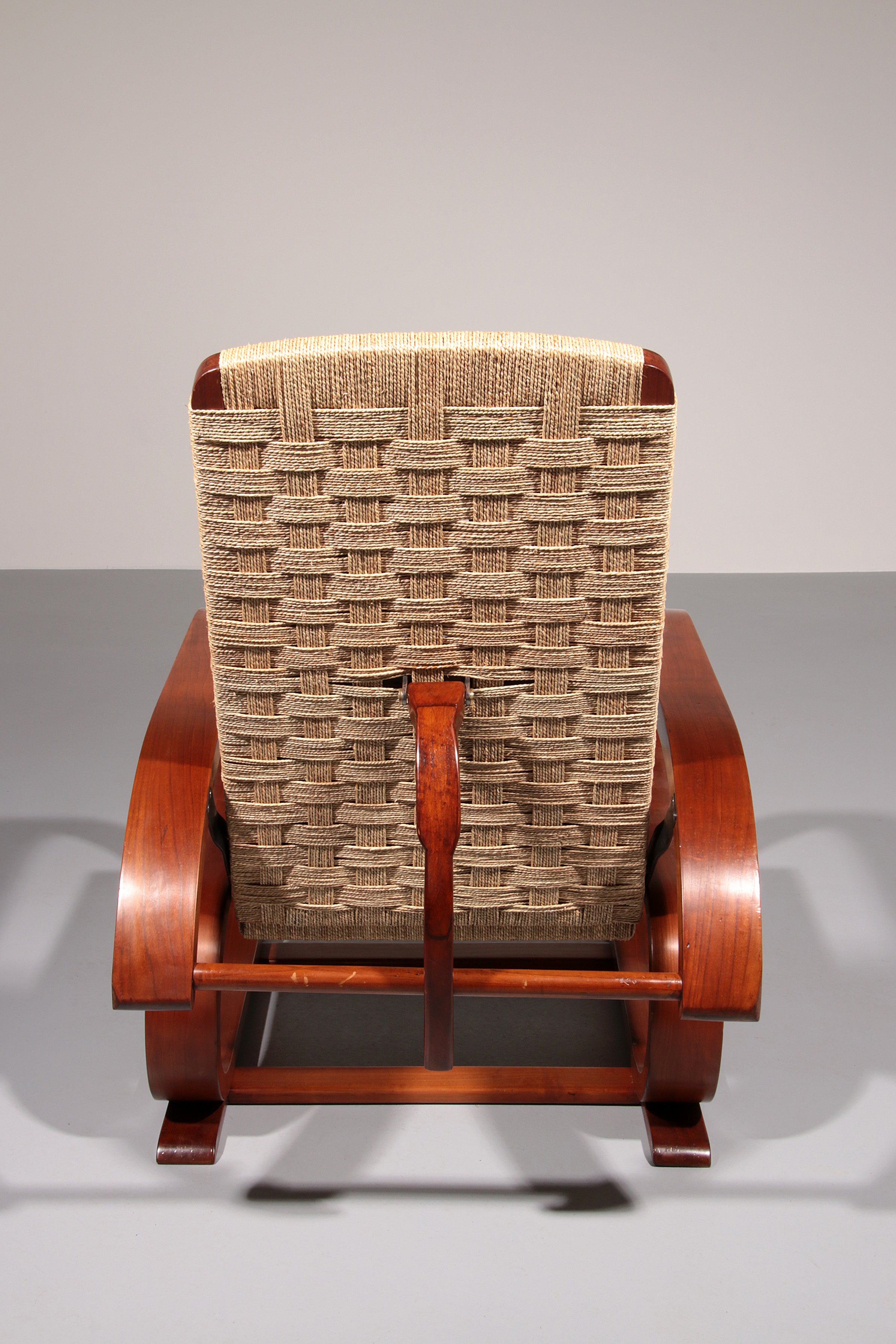 An exceptionally rare and elegant reclining lounge chair from 1950s Italy,