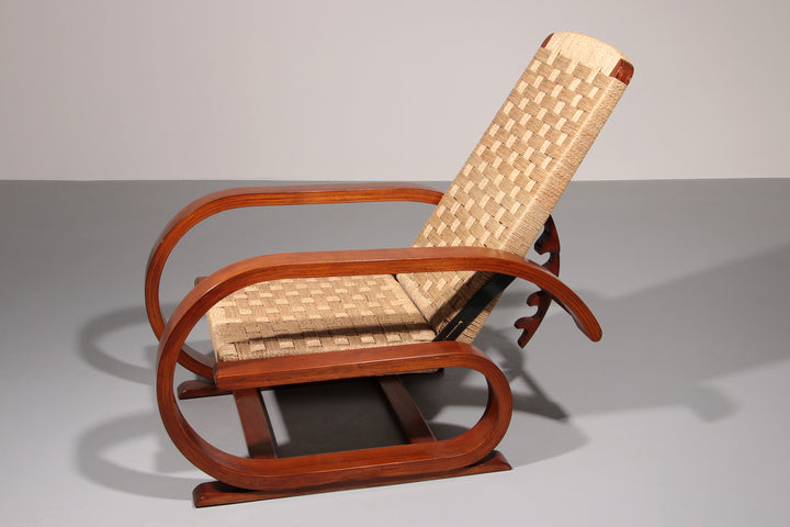 An exceptionally rare and elegant reclining lounge chair from 1950s Italy,