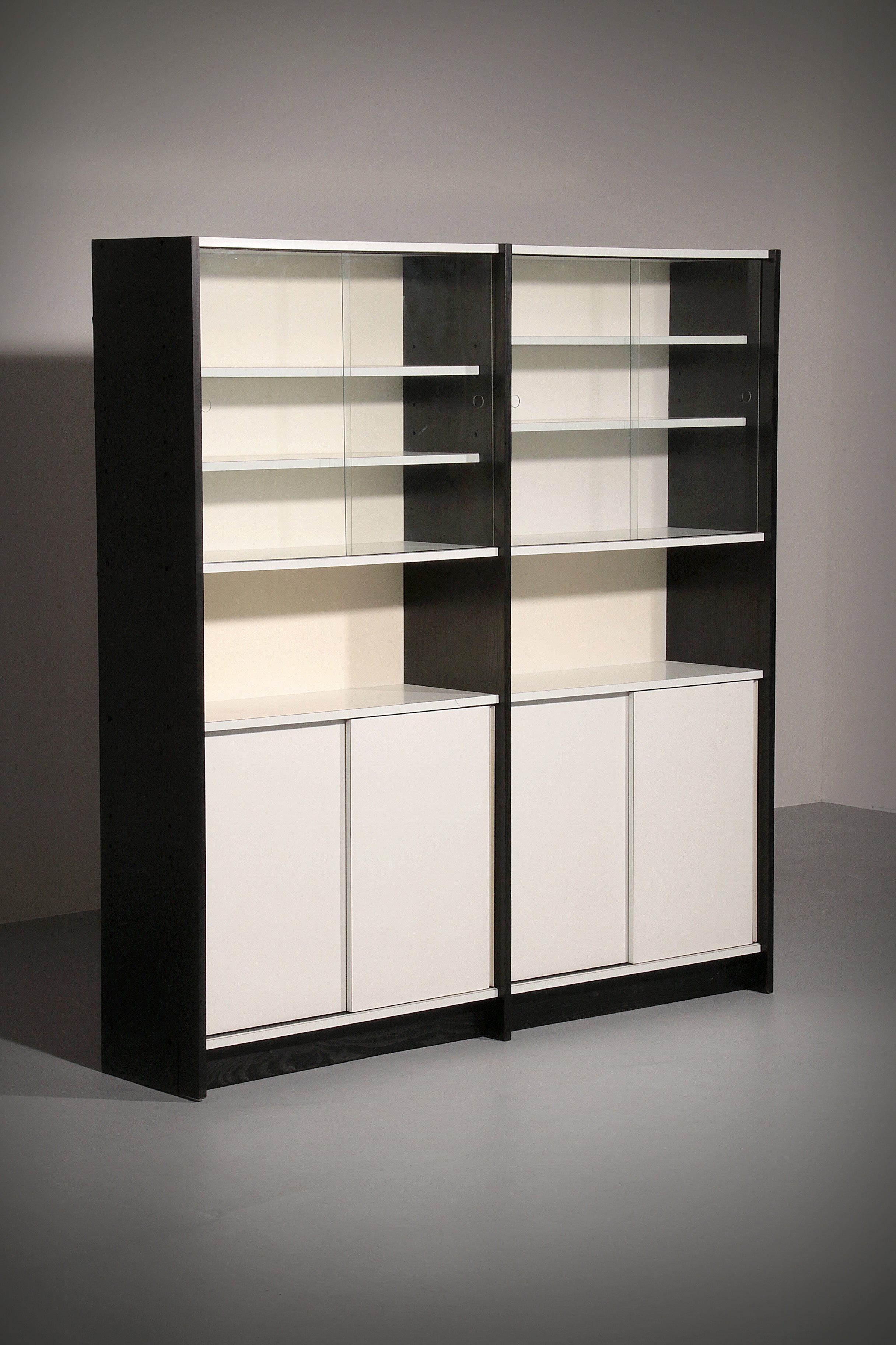 Martin Visser bookcase ‘t Spectrum Holland 1965