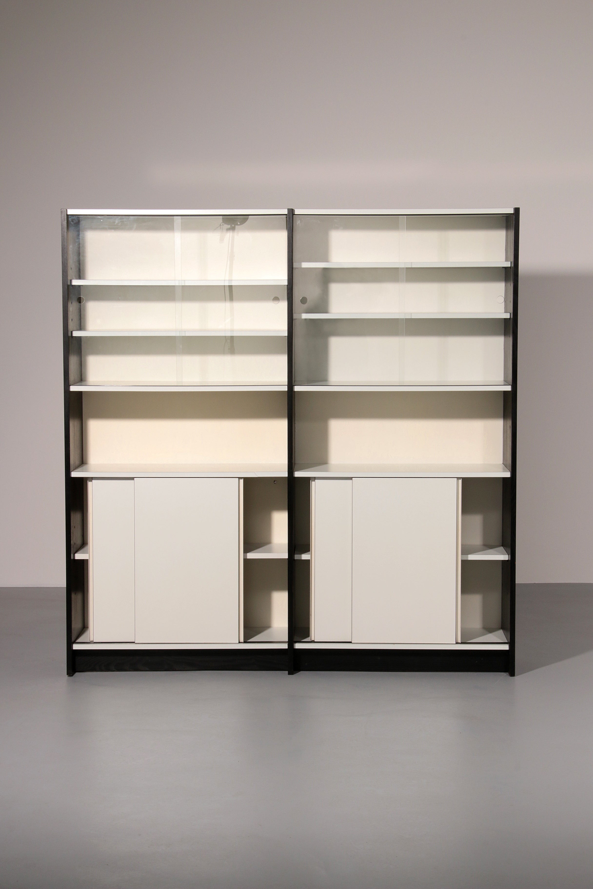 Martin Visser bookcase ‘t Spectrum Holland 1965